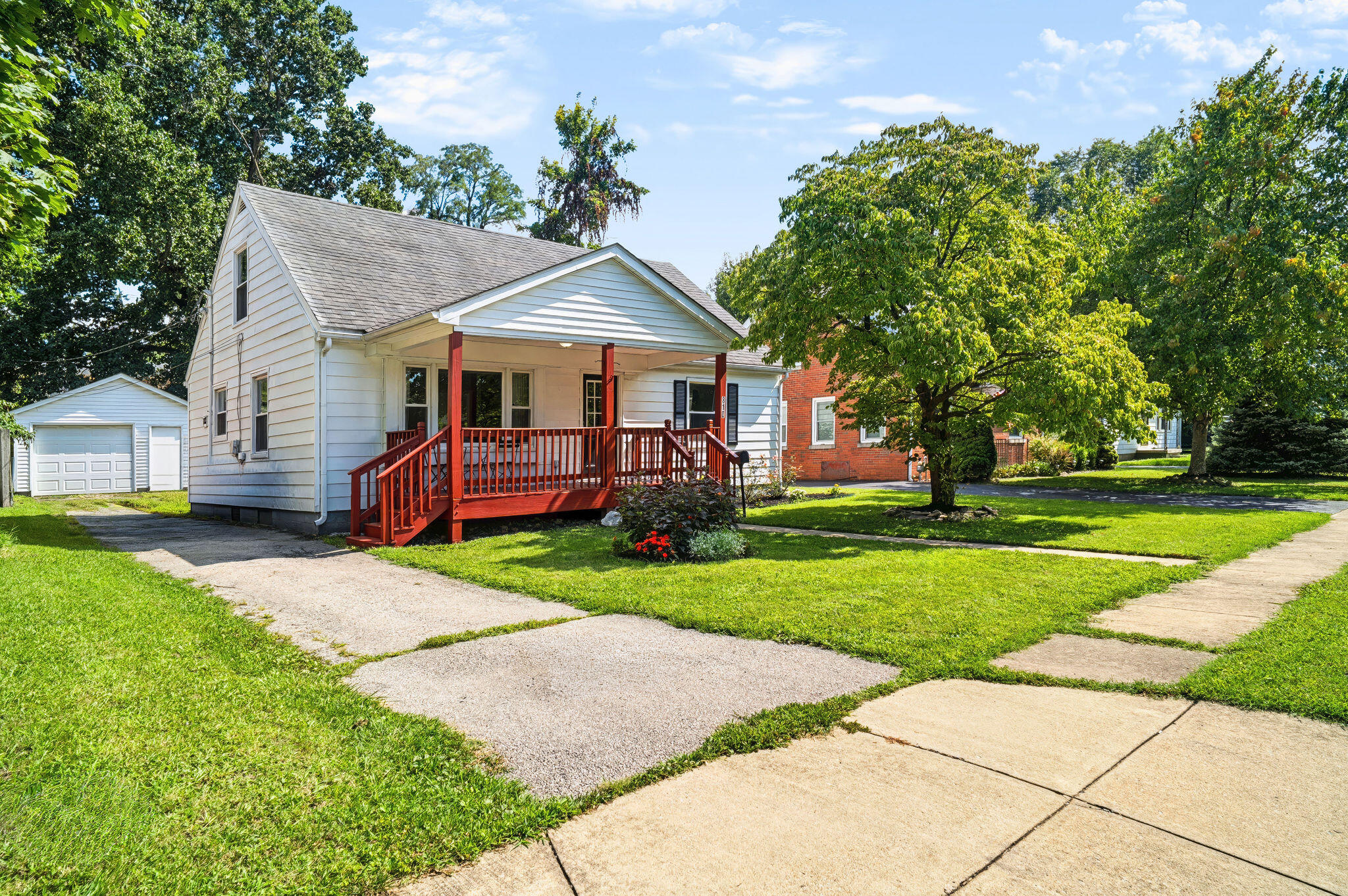 810 Marcellus Drive Property Photo 4