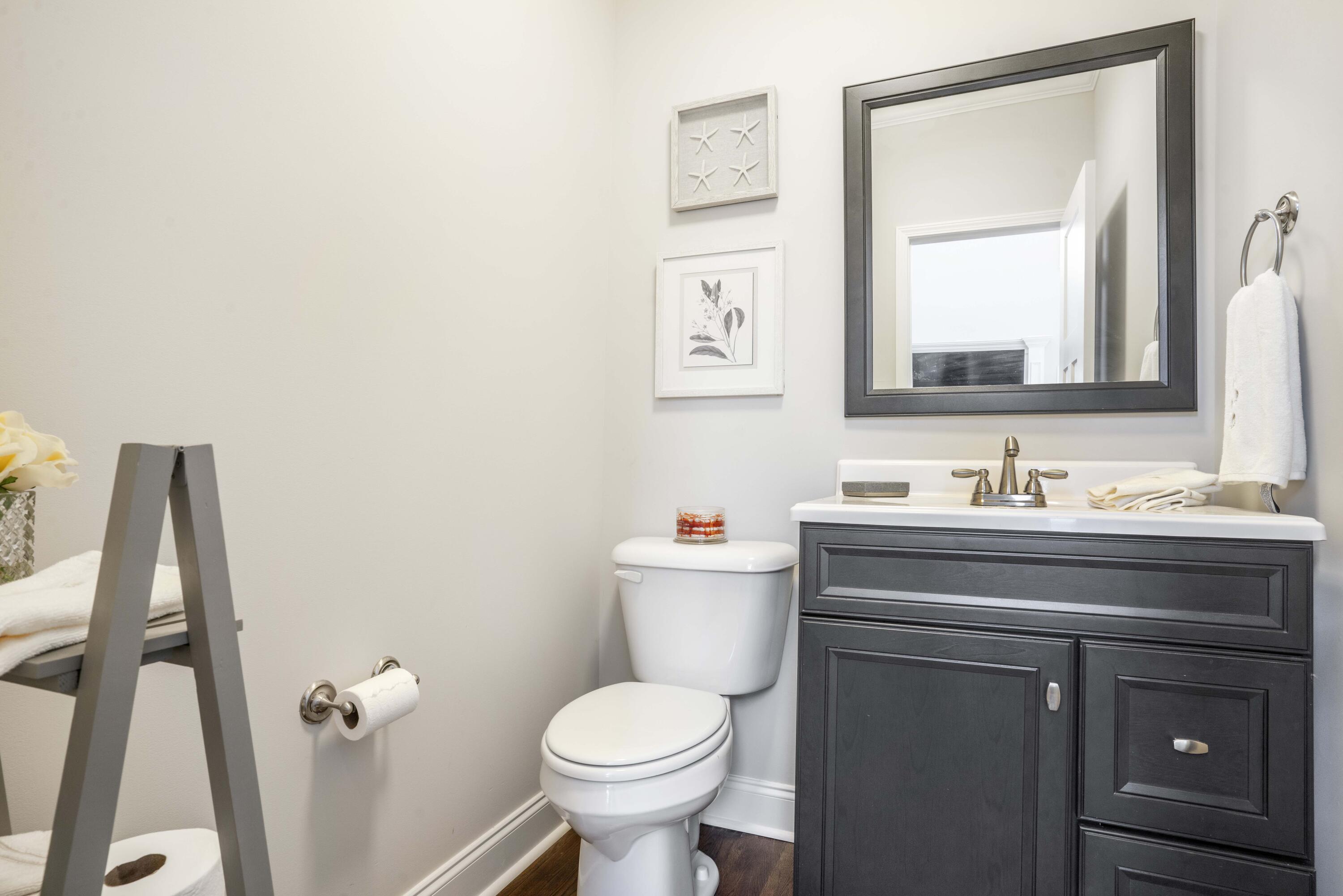 2017 Lawton Flat Property Photo 16