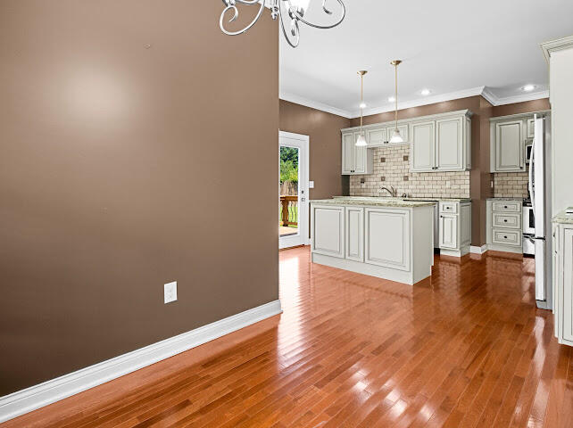 82 Shadowbrook Drive Property Photo 9