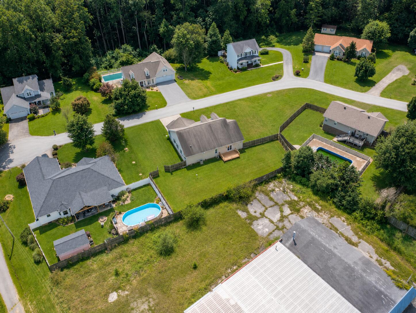 82 Shadowbrook Drive Property Photo 43