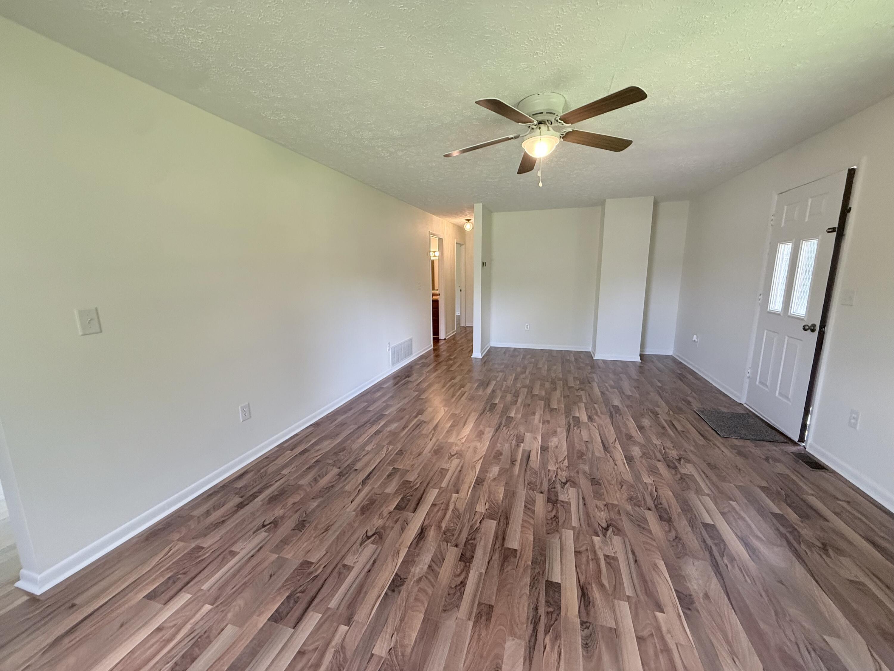 875 Copperas Property Photo 4