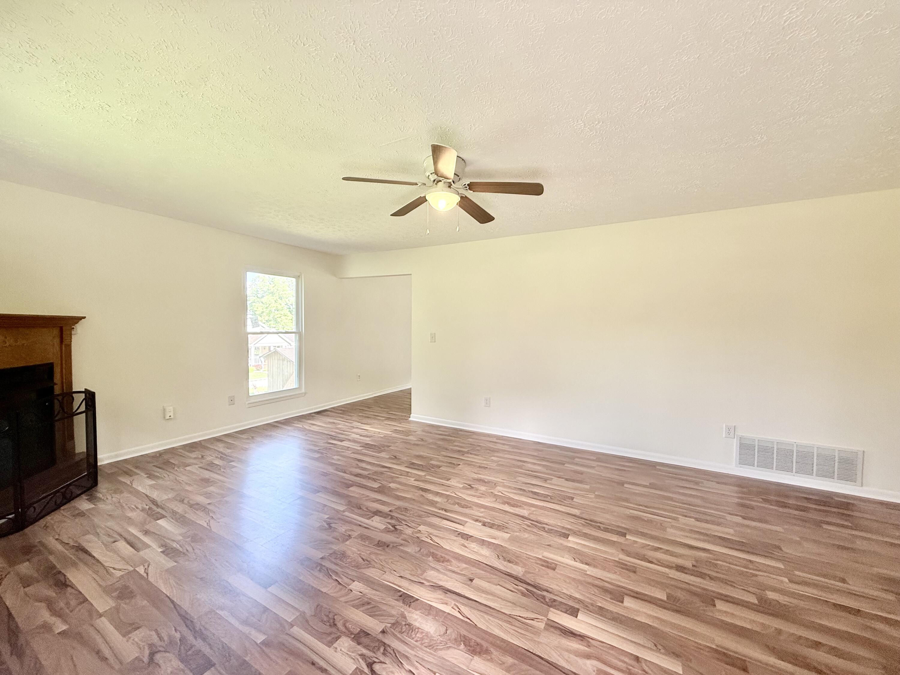 875 Copperas Property Photo 5