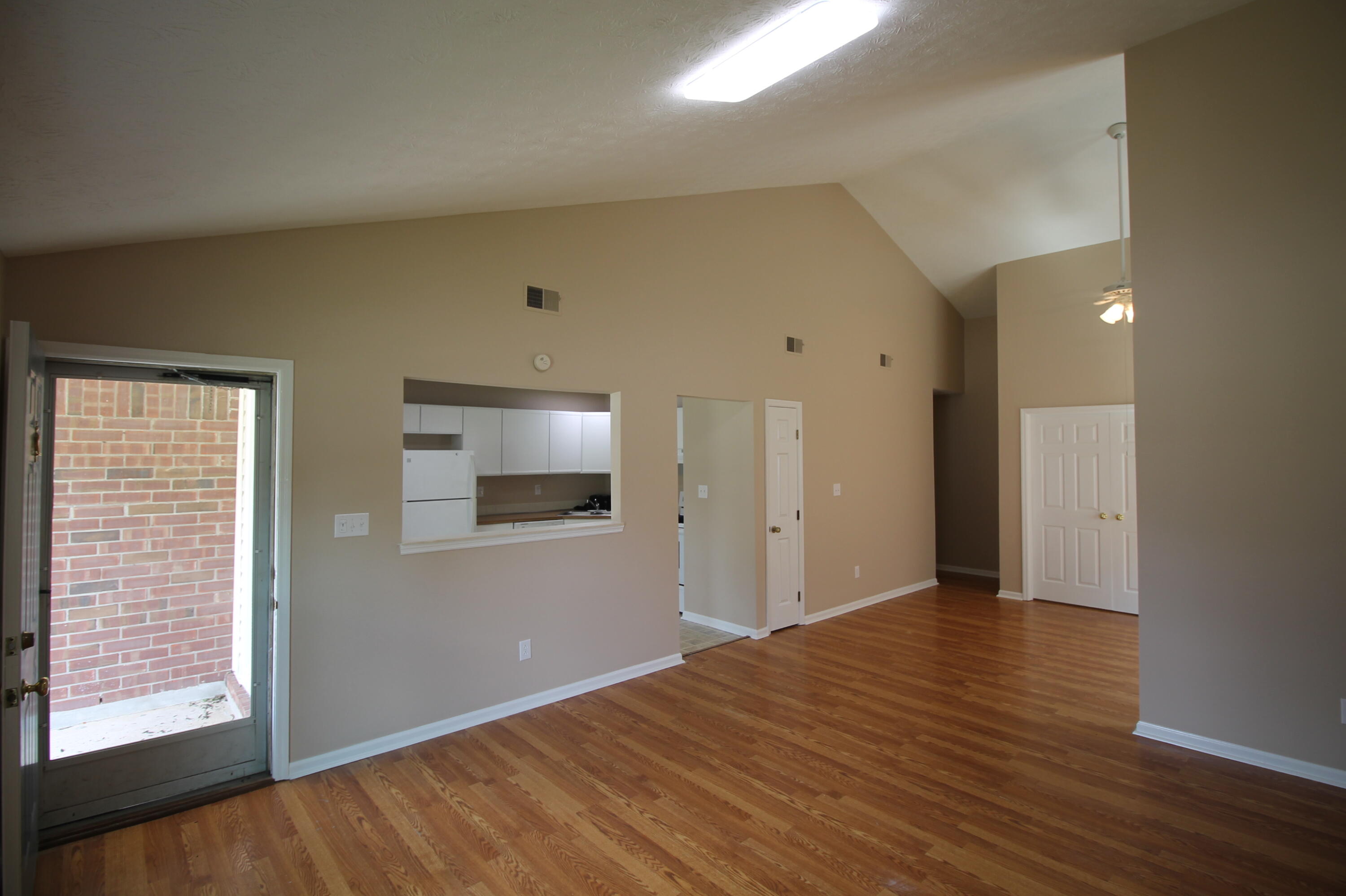 316 Squires Road Property Photo 4