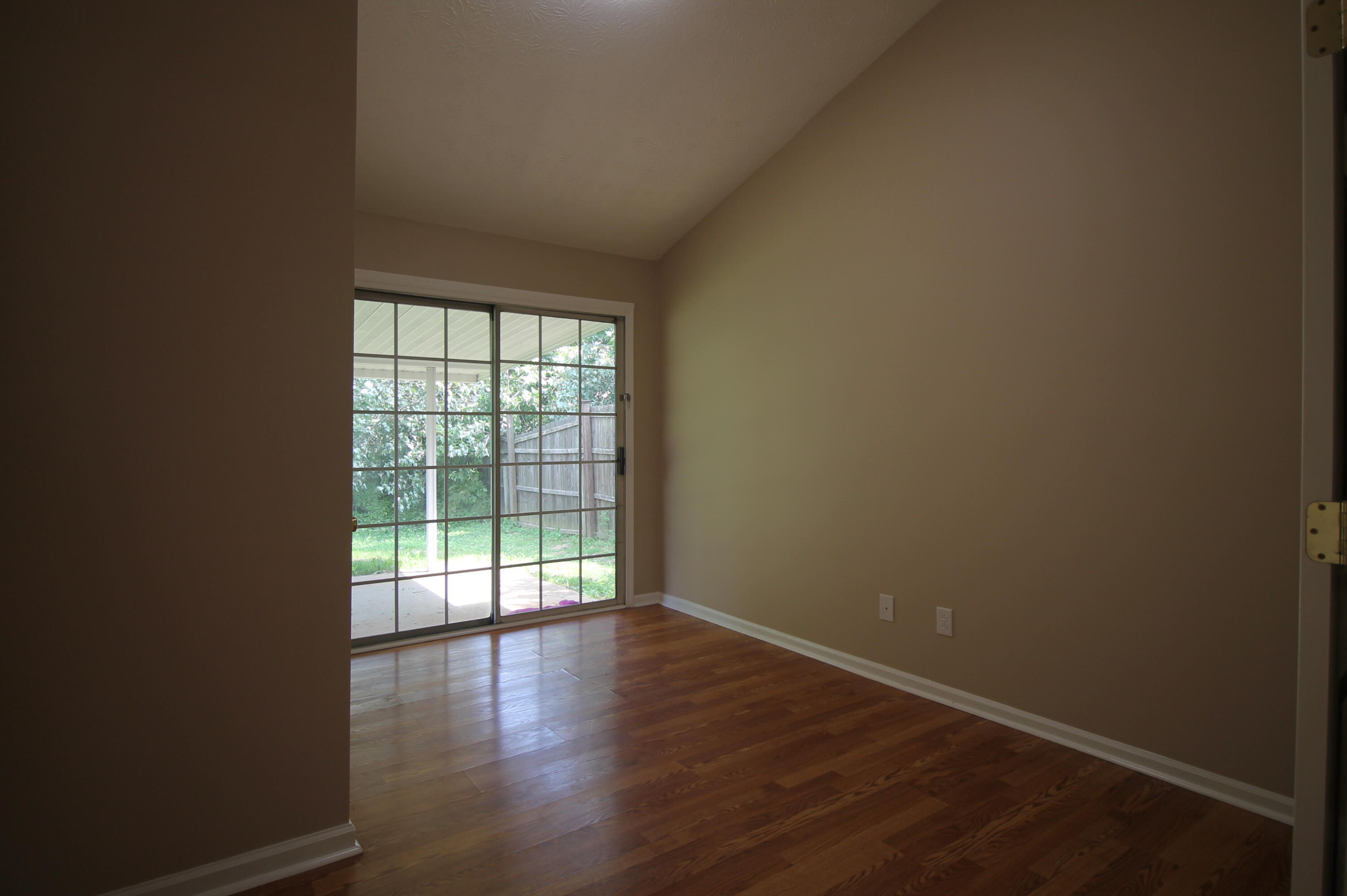 316 Squires Road Property Photo 12
