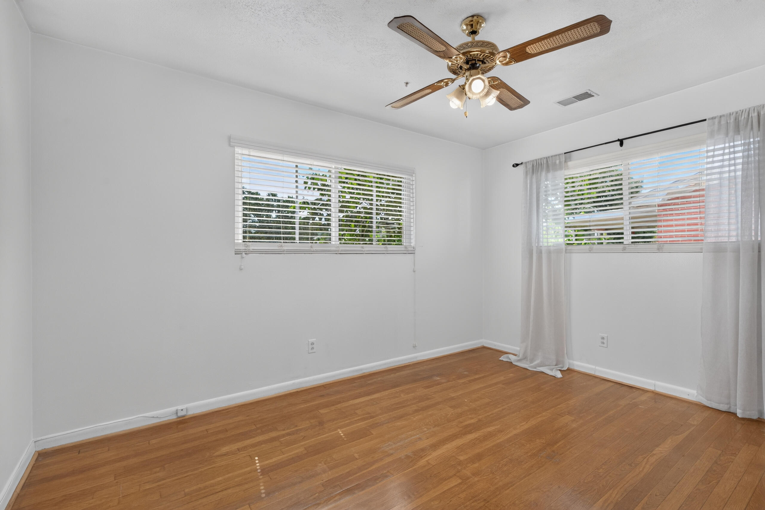 575 Monticello Boulevard Property Photo 19