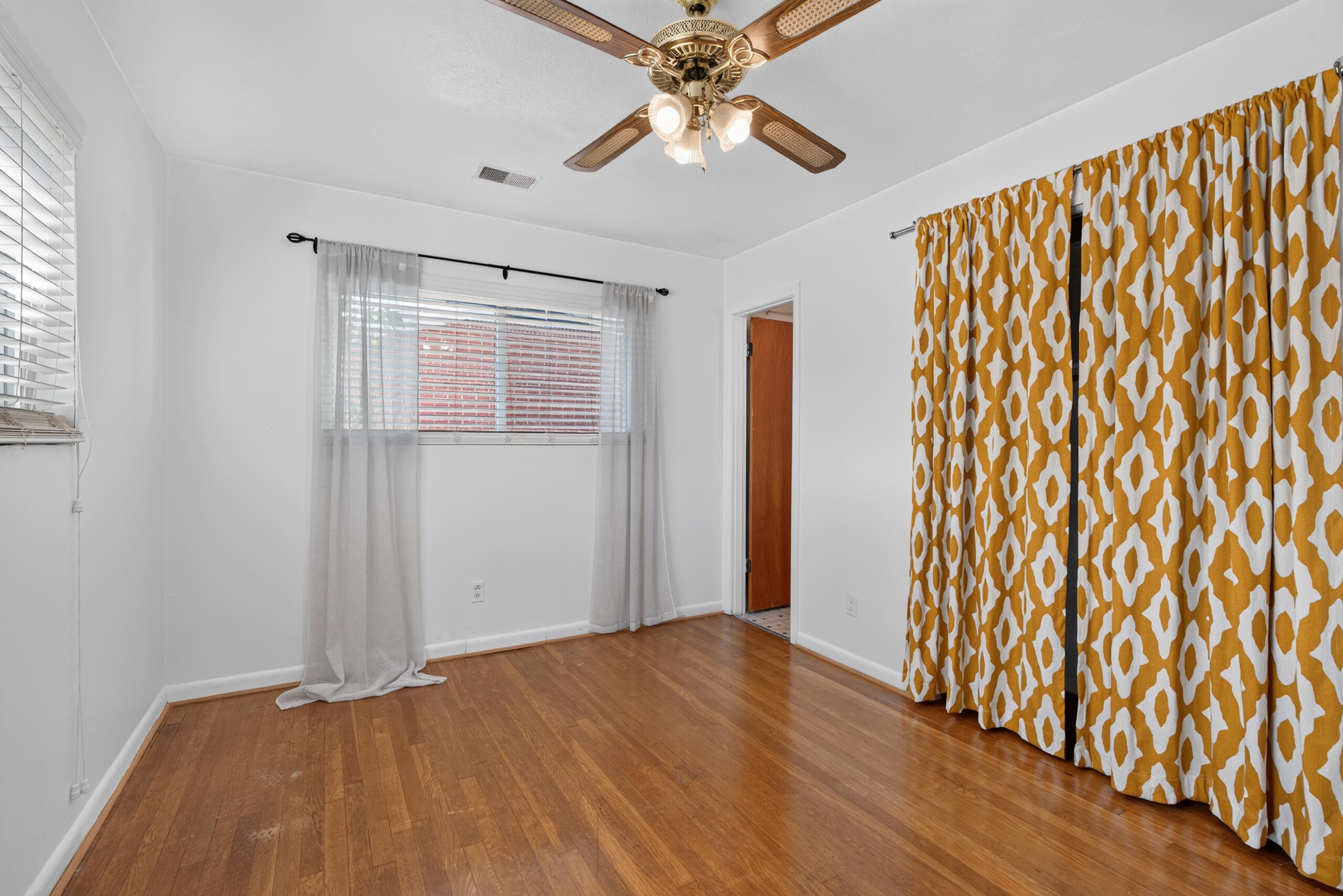 575 Monticello Boulevard Property Photo 21