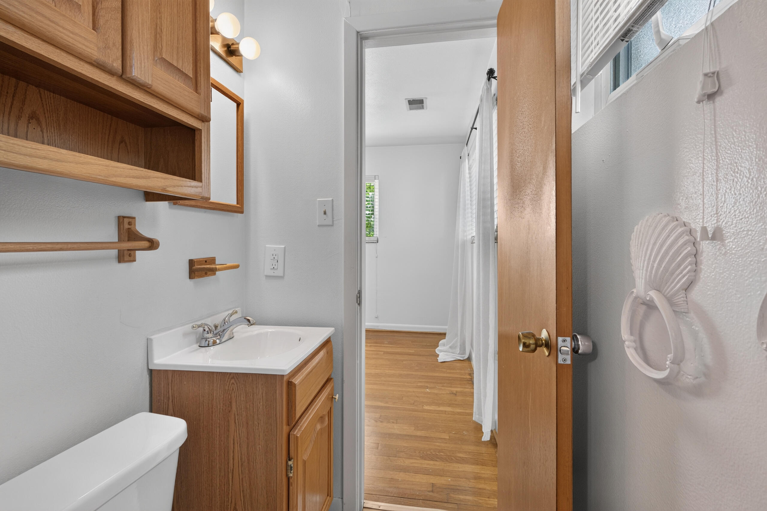 575 Monticello Boulevard Property Photo 23