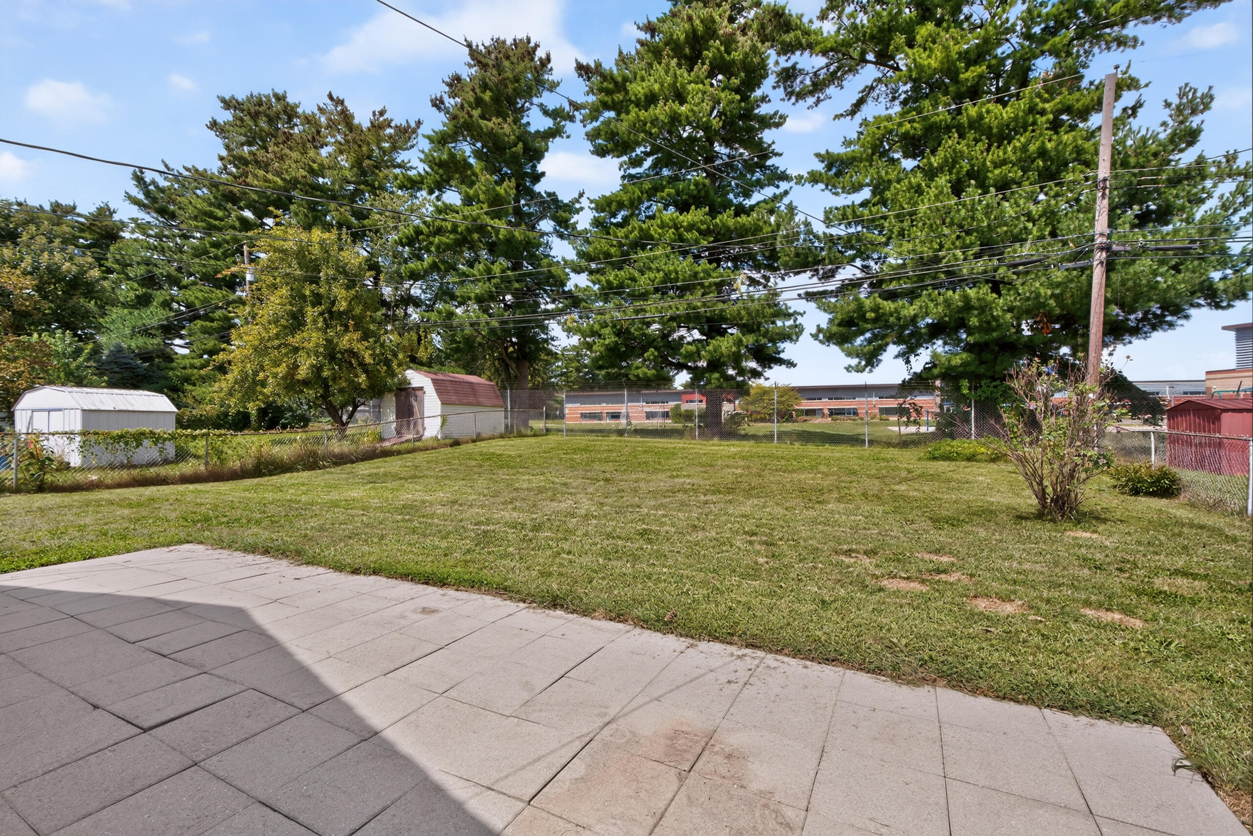 575 Monticello Boulevard Property Photo 32