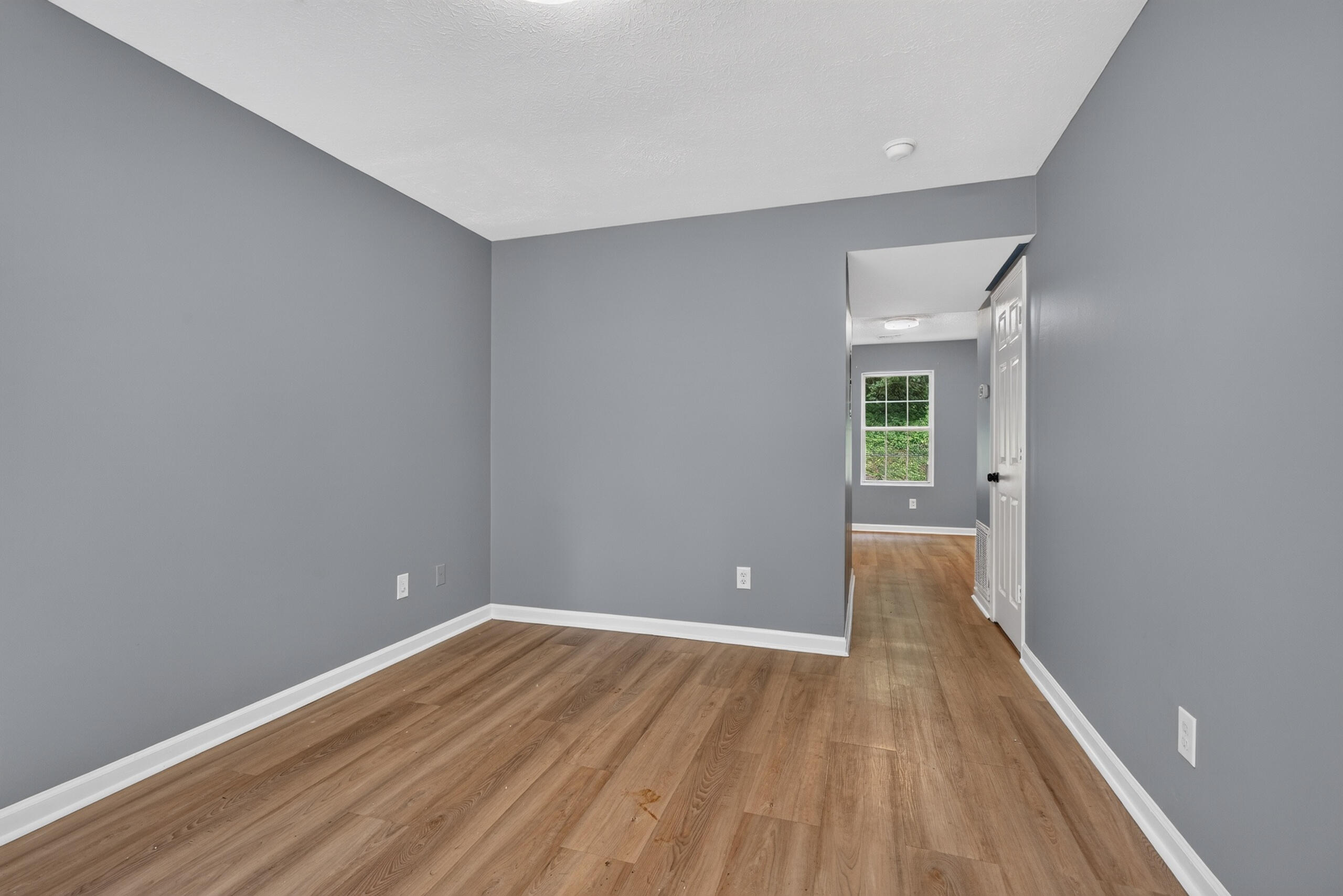 144-146 Montgomery Avenue Property Photo 5
