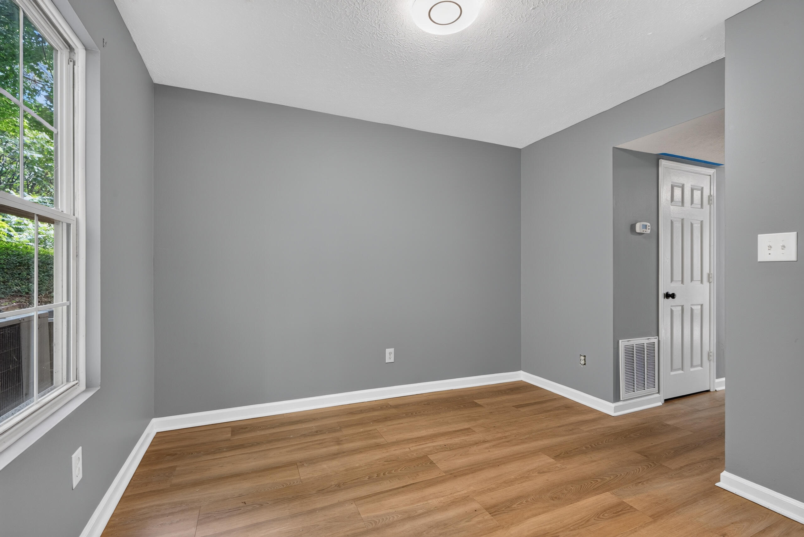 144-146 Montgomery Avenue Property Photo 8