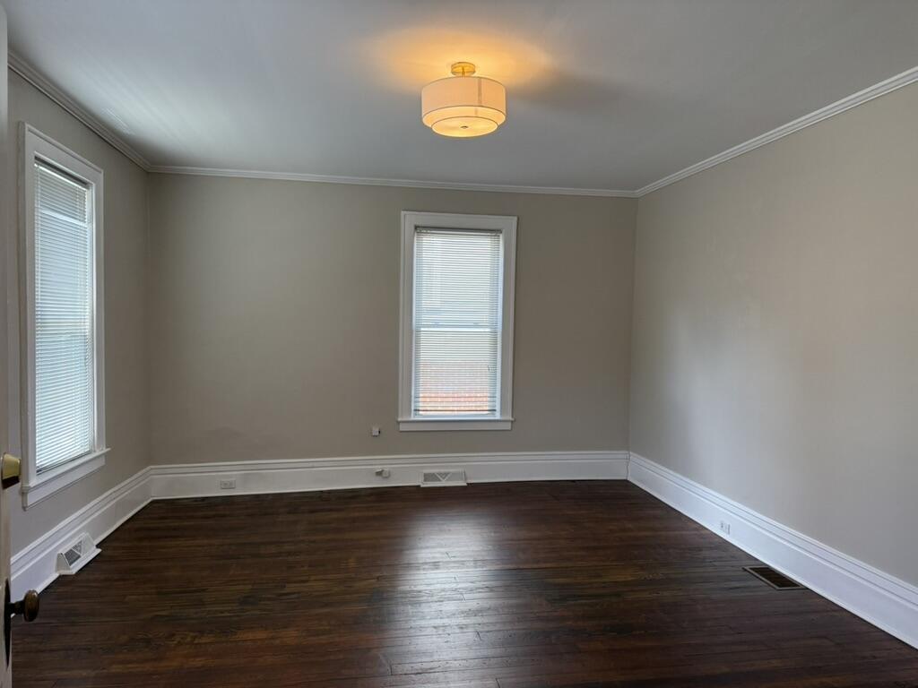 117 W 2nd Street Property Photo 7