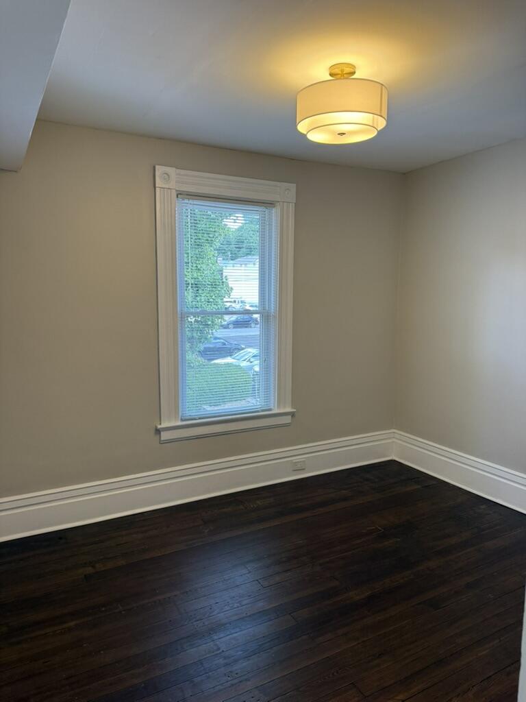 117 W 2nd Street Property Photo 16