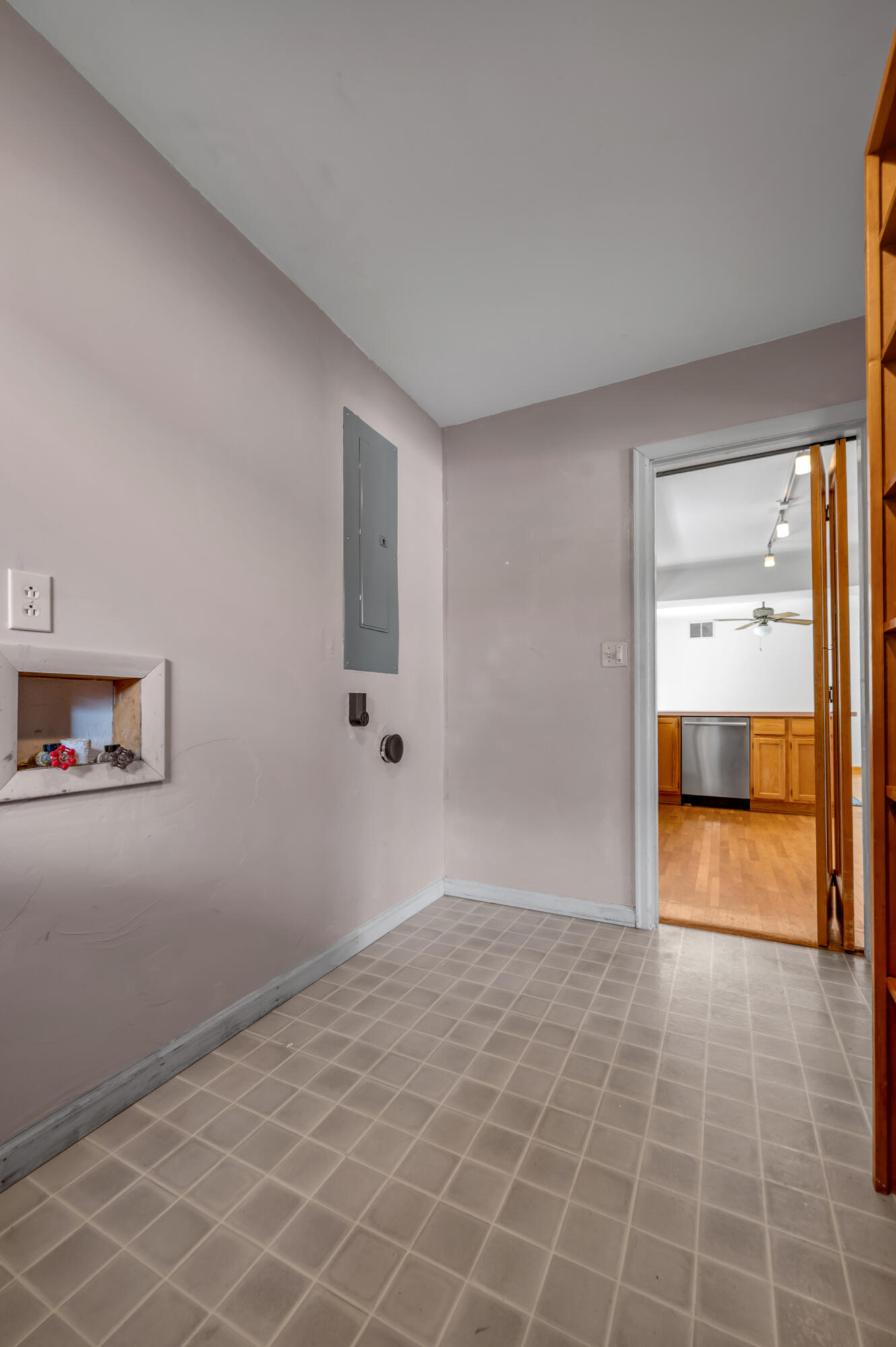 213 Eastway Drive Property Photo 20