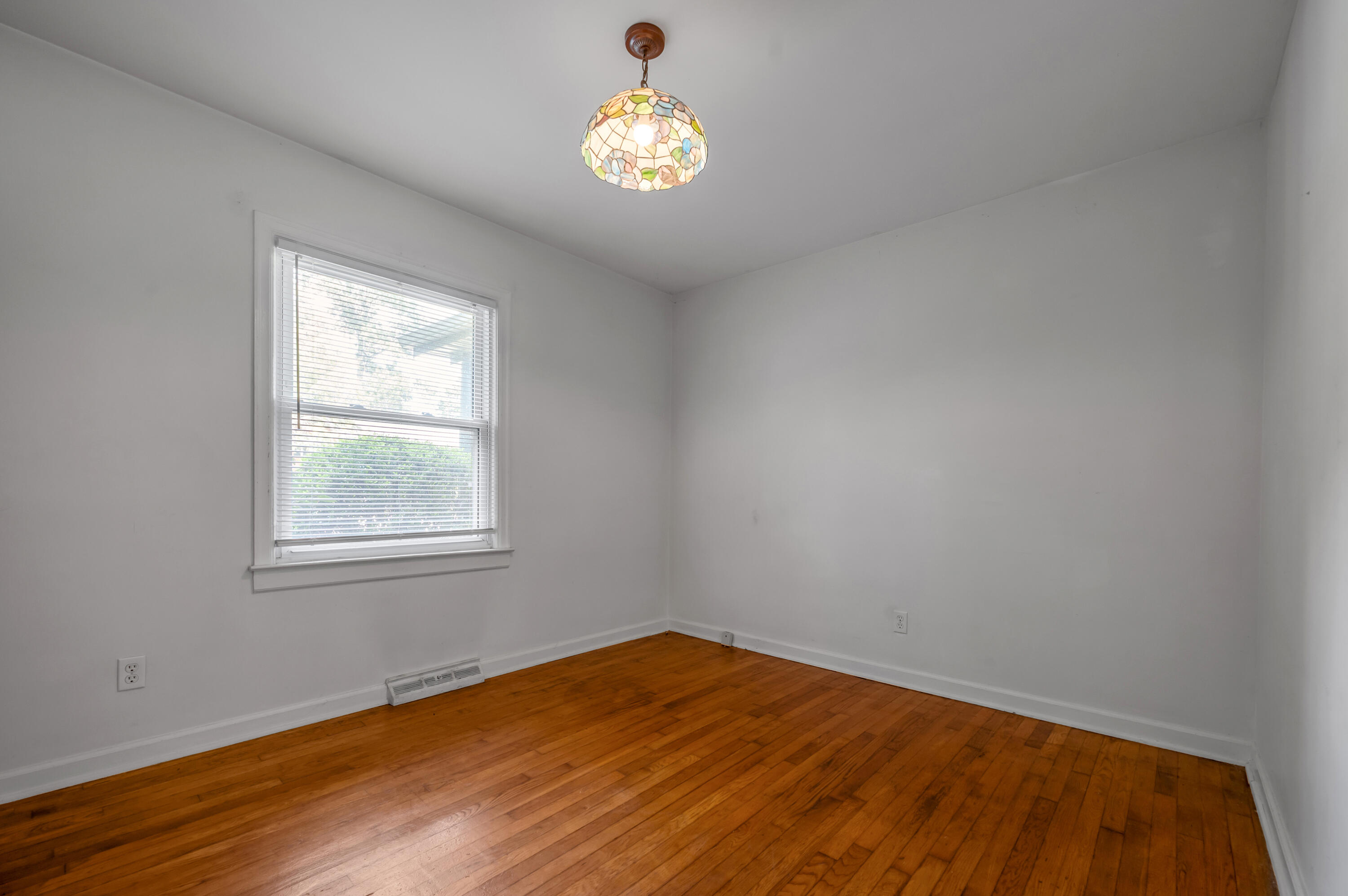 213 Eastway Drive Property Photo 26