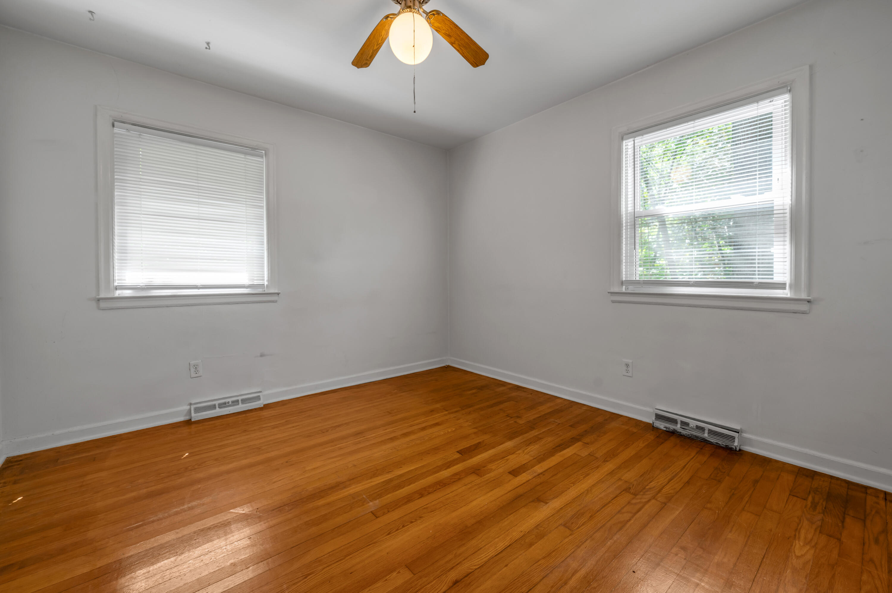 213 Eastway Drive Property Photo 34