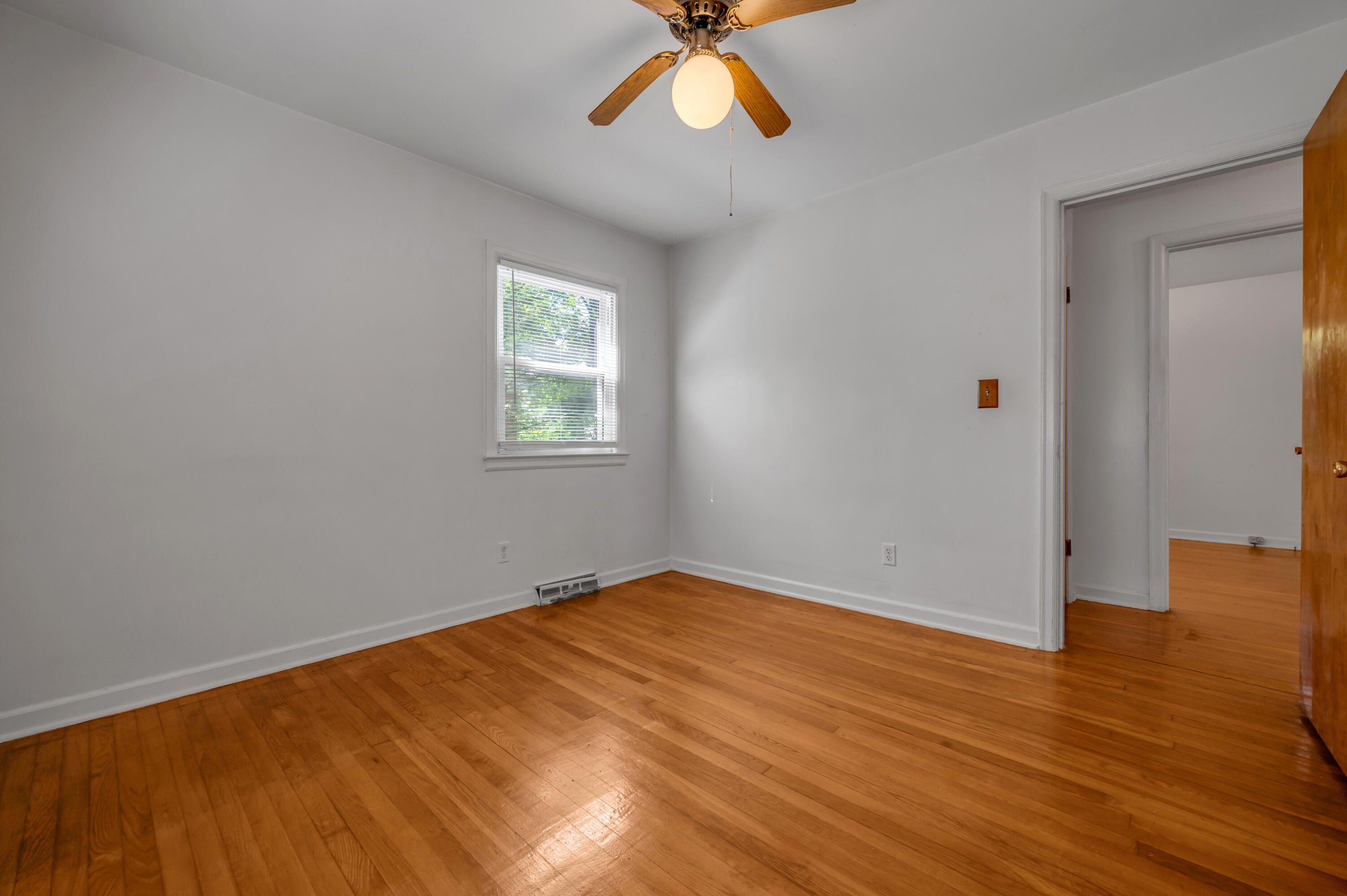 213 Eastway Drive Property Photo 37