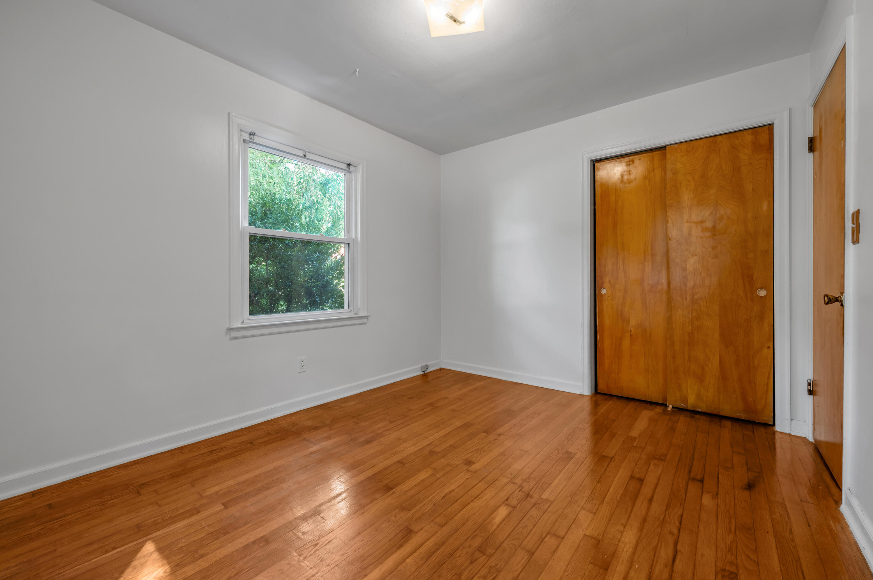 213 Eastway Drive Property Photo 43