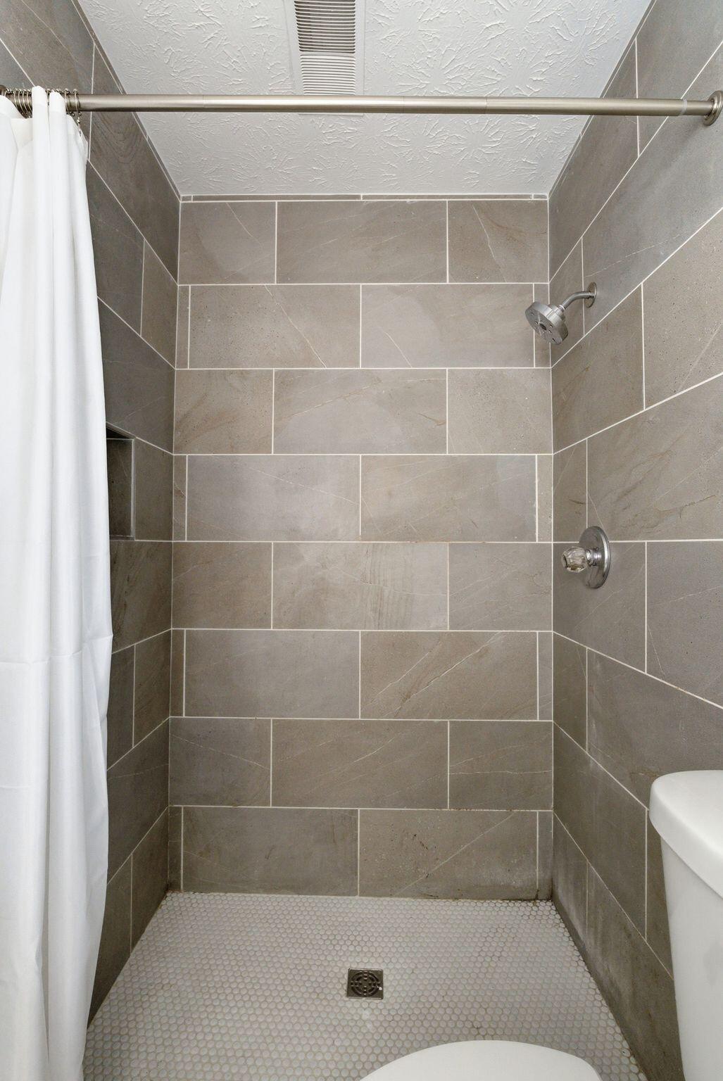 421 Redding Road 118 Property Photo 26