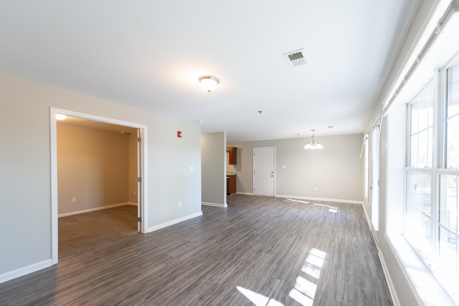 858 Malabu Drive 5000 Property Photo 7
