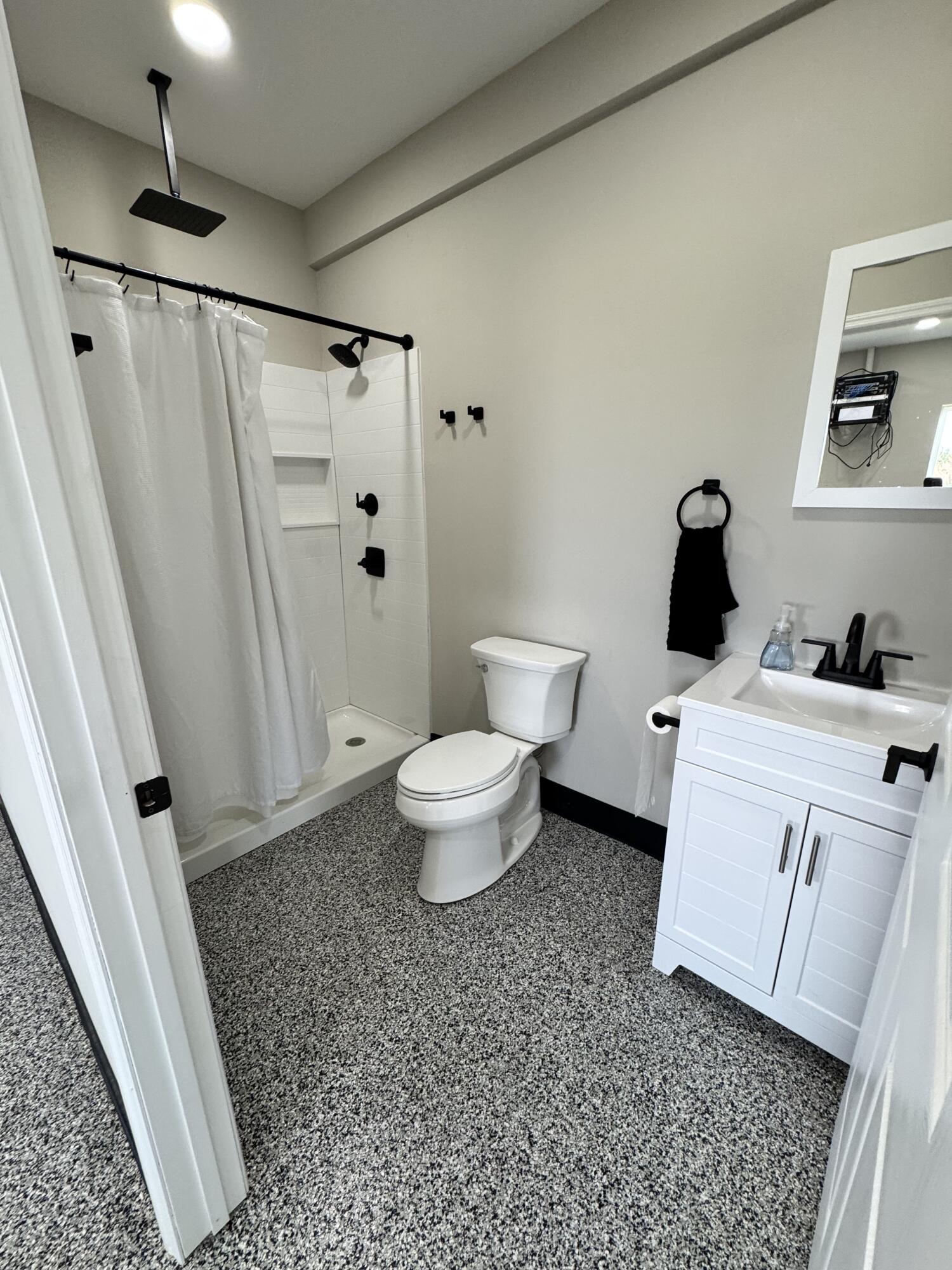 136 Sea Biscuit Way Property Photo 11