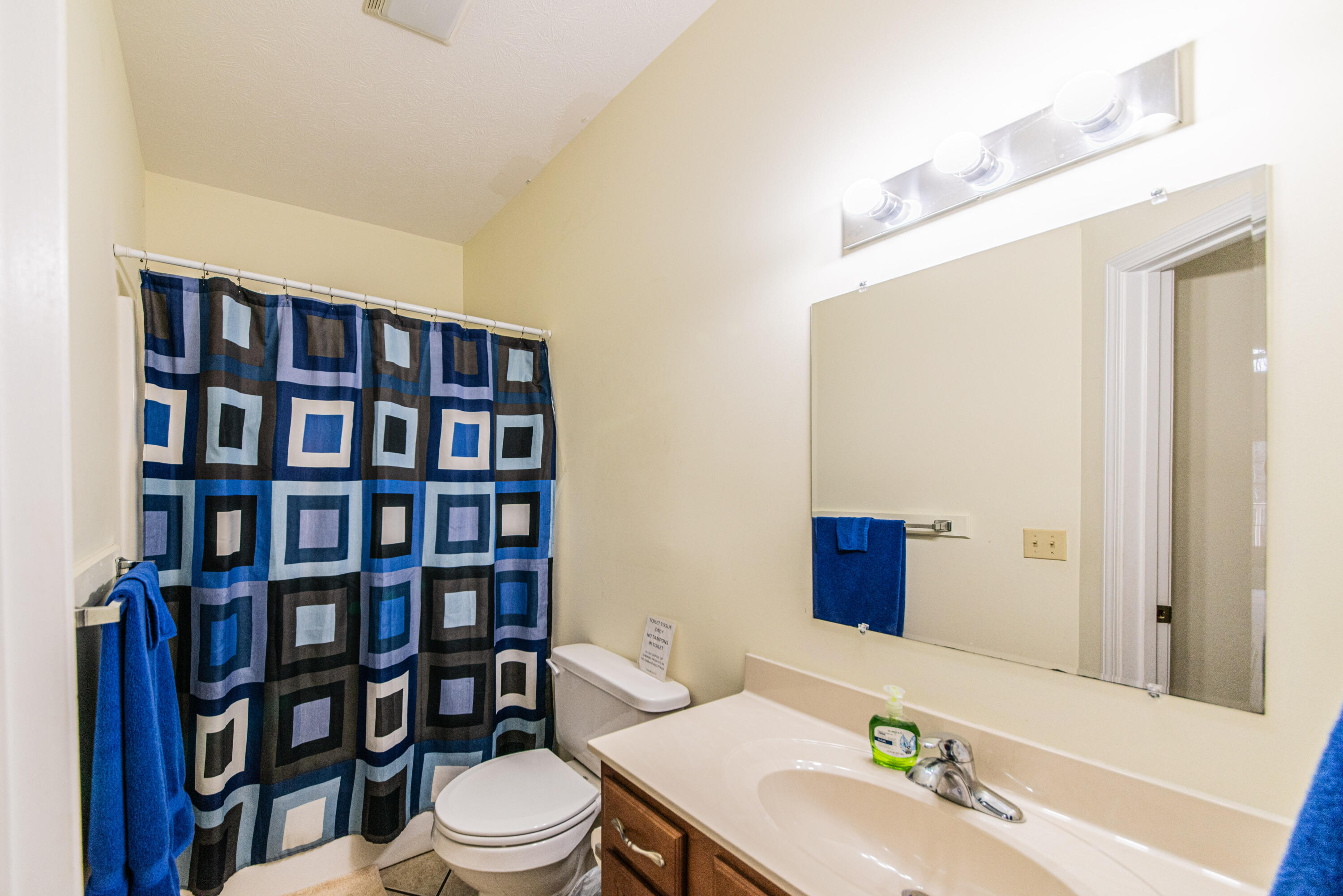 444 E Commerce Avenue Property Photo 12