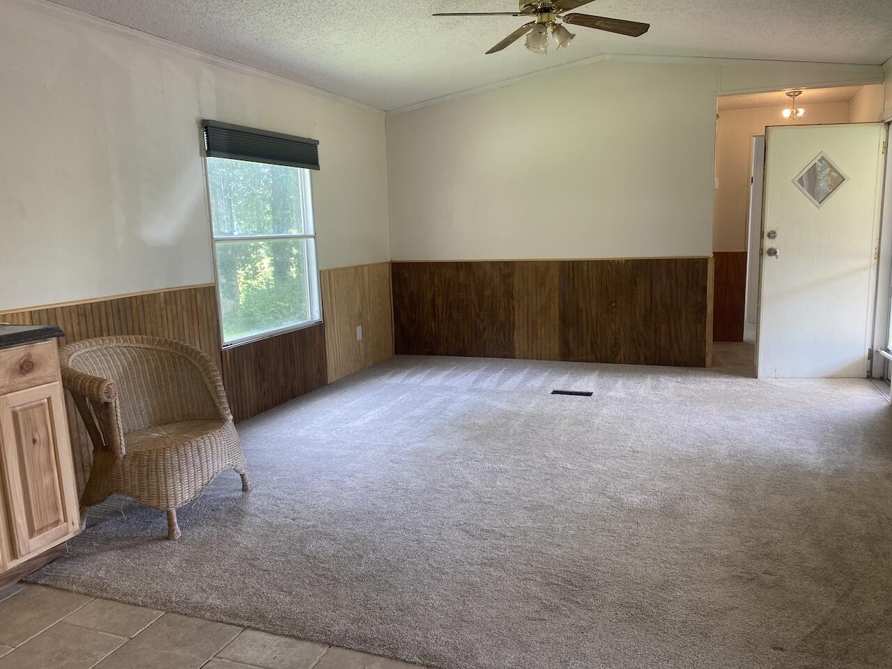374 Town View Property Photo 3