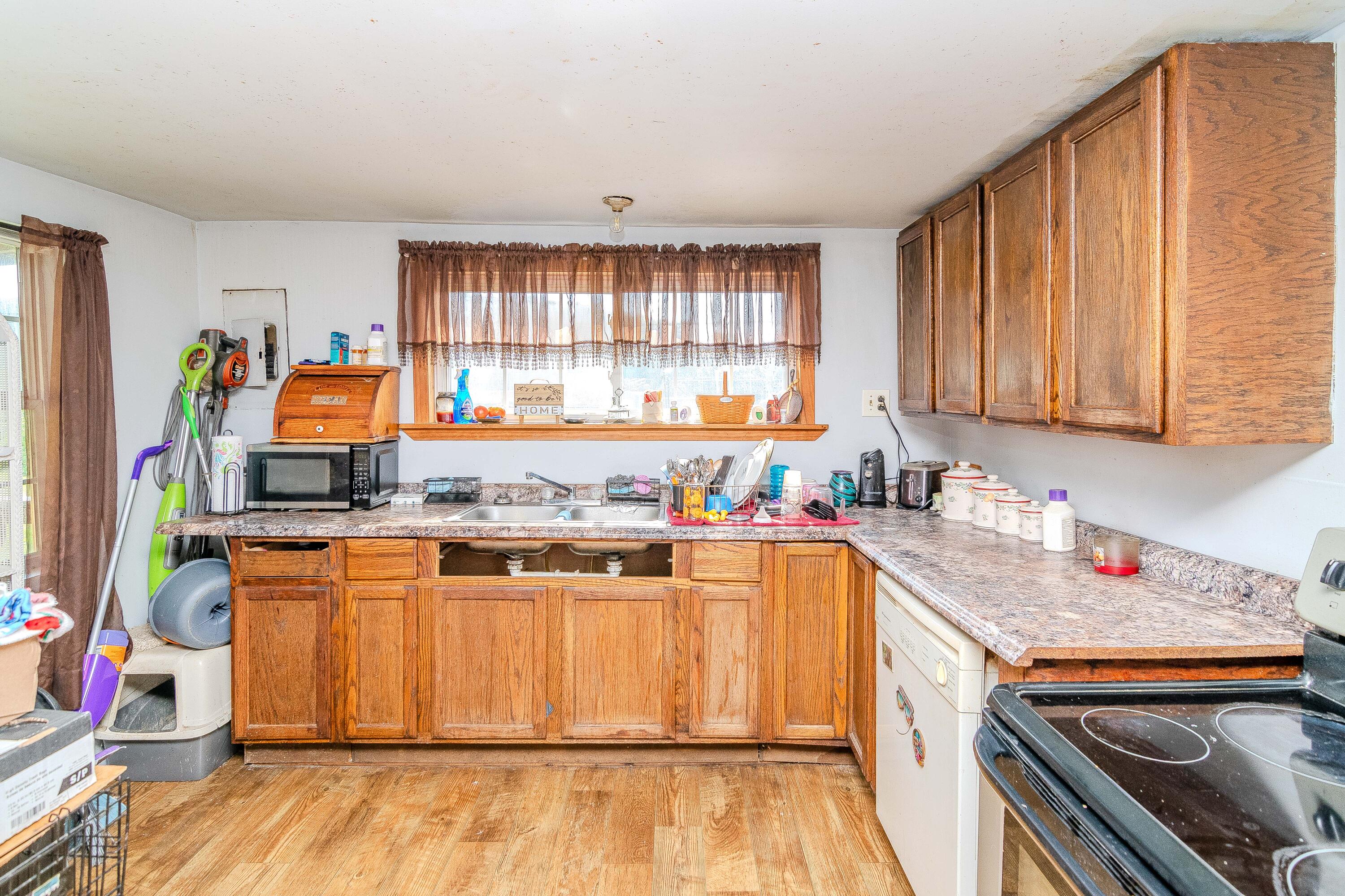 3208 Ford Hampton Road Property Photo 2