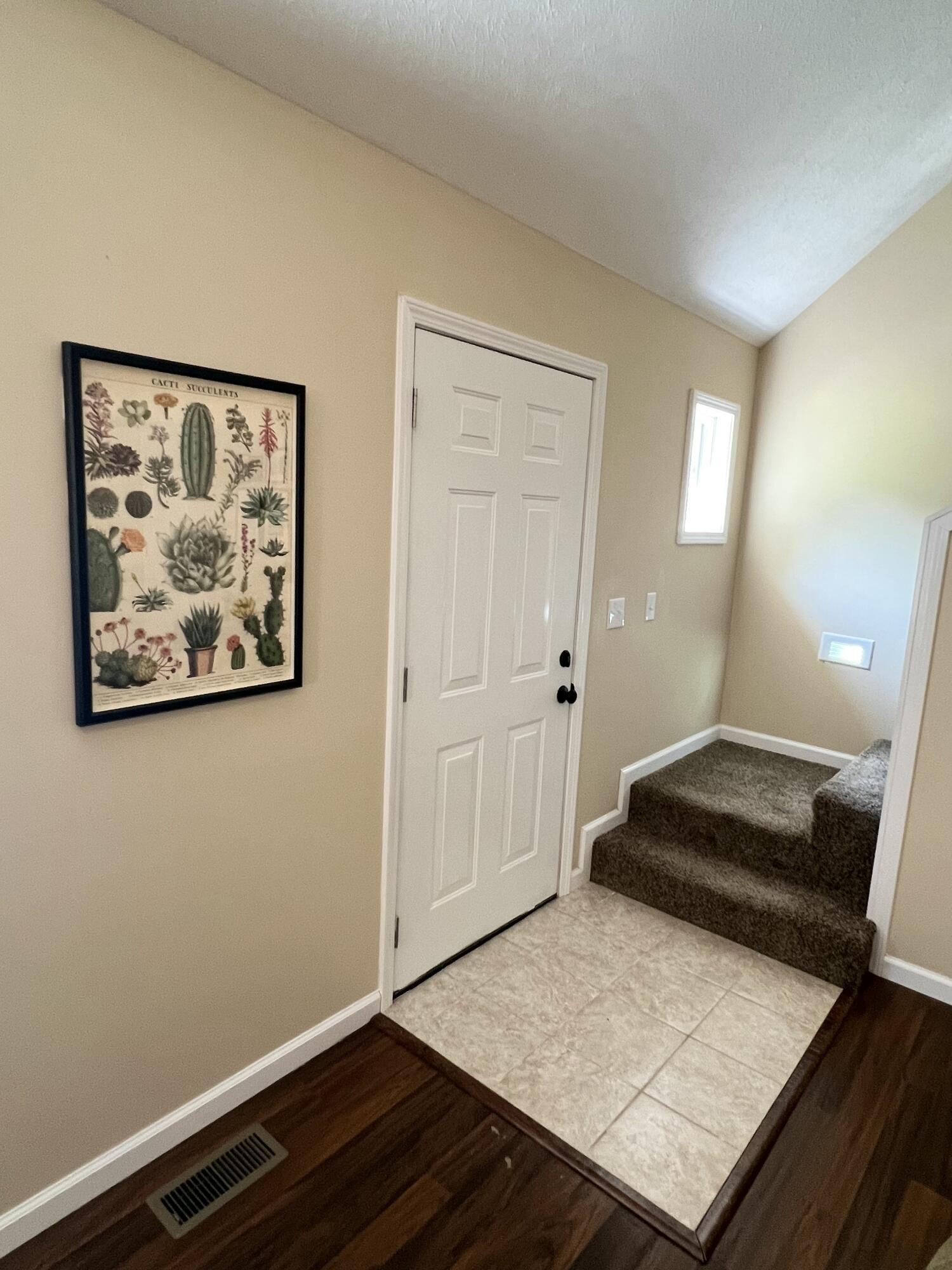 806 Harbor Springs Road Property Photo 3