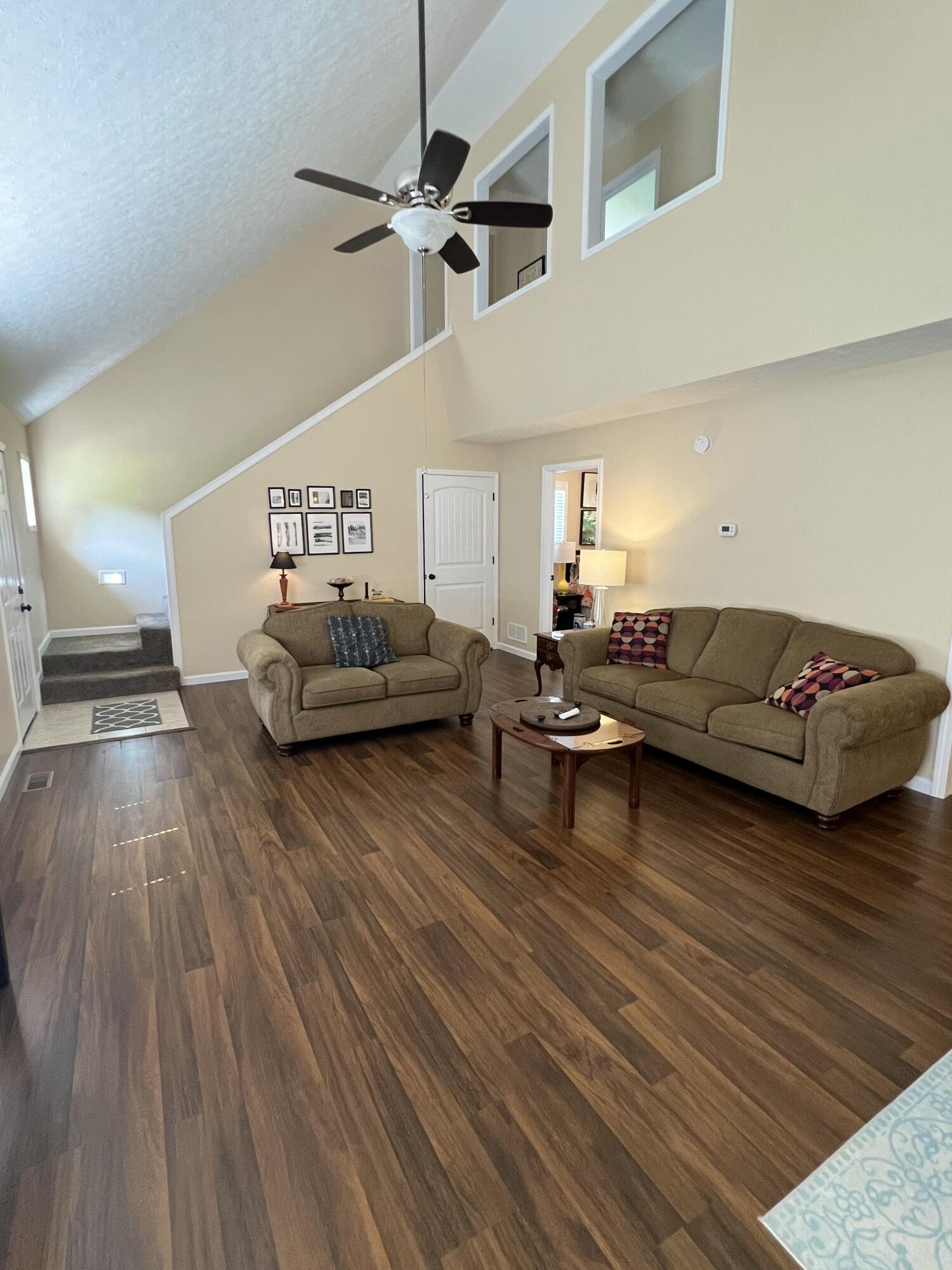 806 Harbor Springs Road Property Photo 5