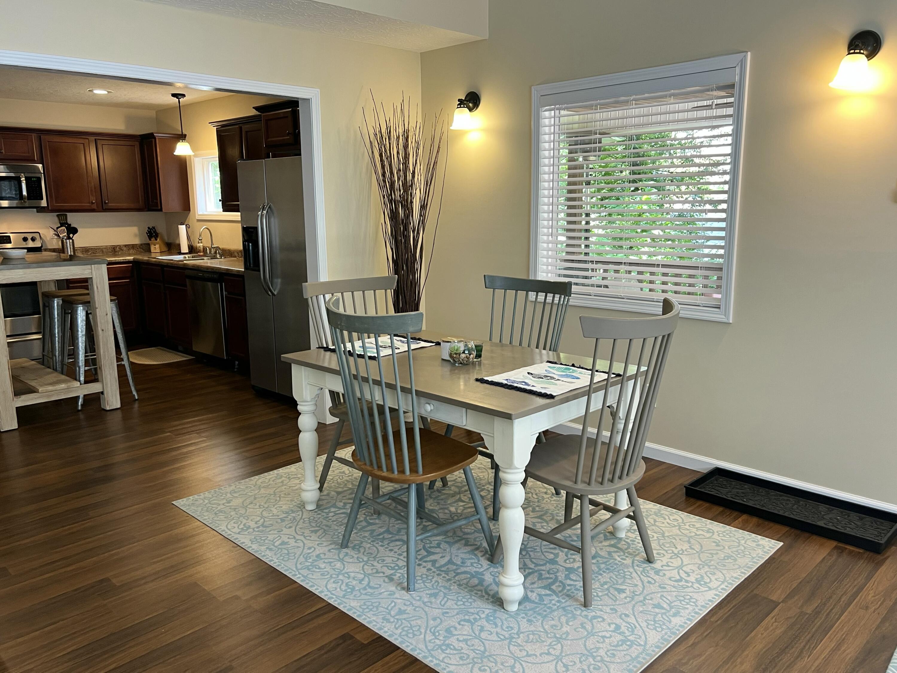 806 Harbor Springs Road Property Photo 6