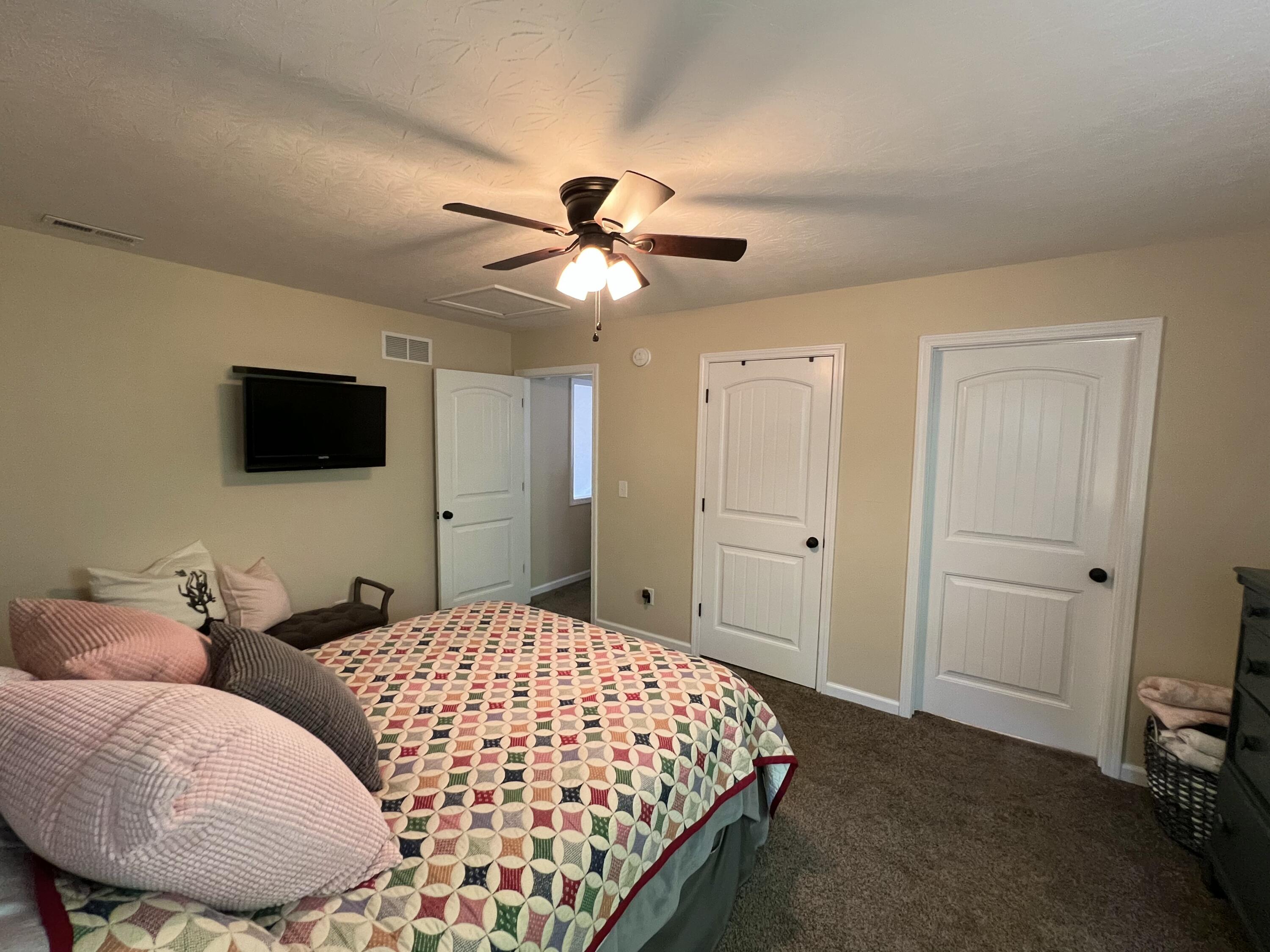 806 Harbor Springs Road Property Photo 30