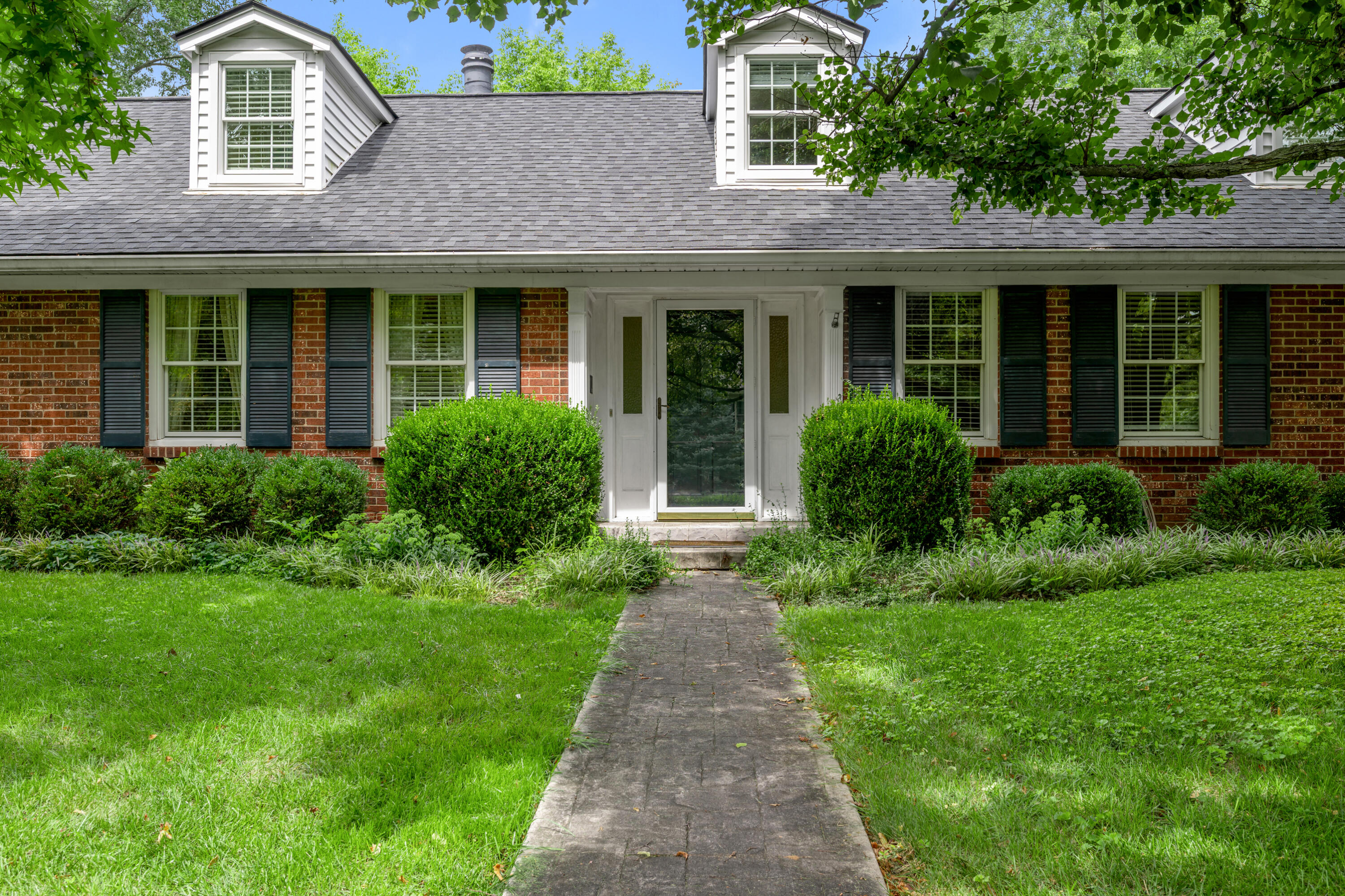2153 Island Drive Property Photo 4