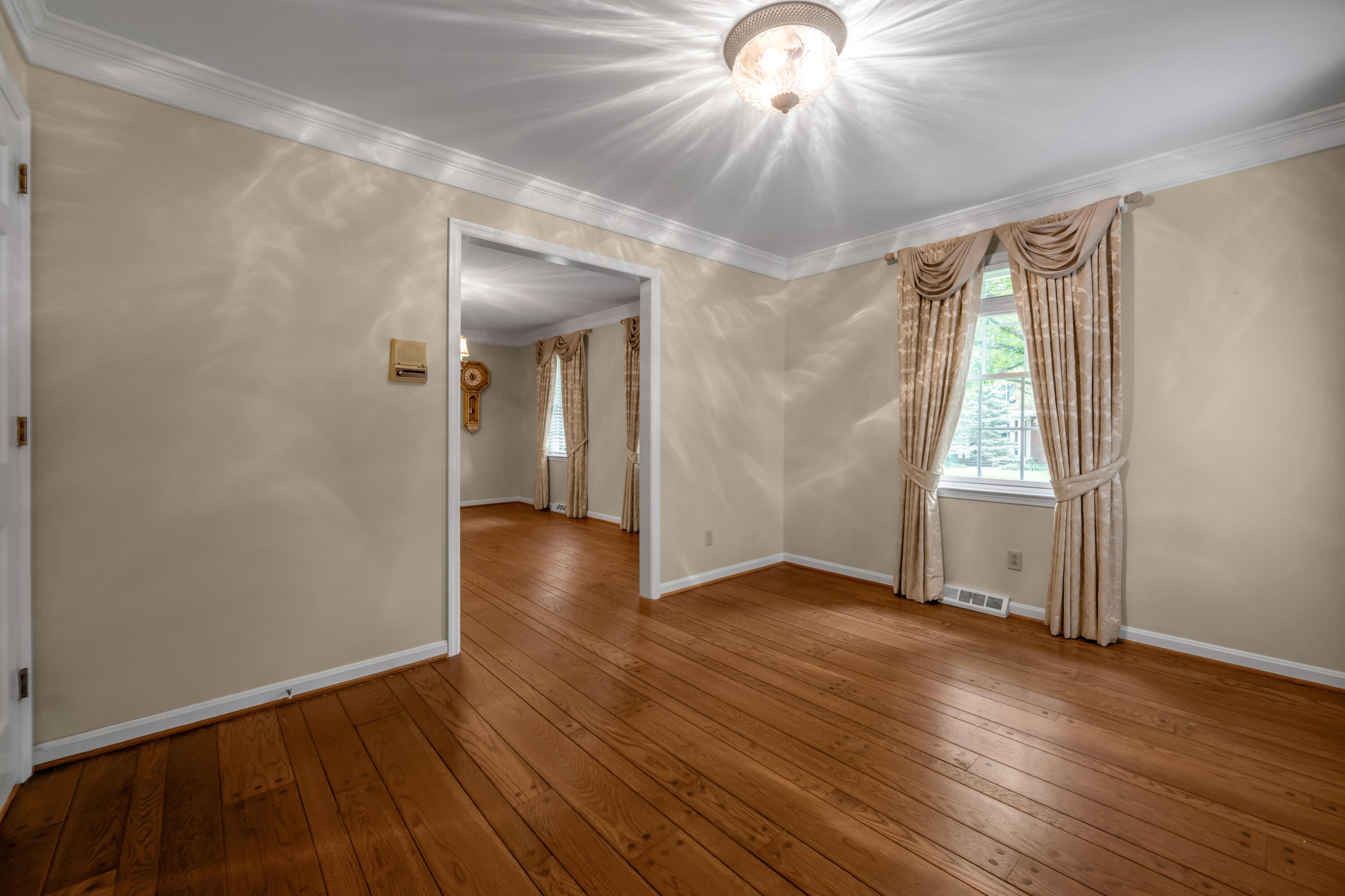 2153 Island Drive Property Photo 8