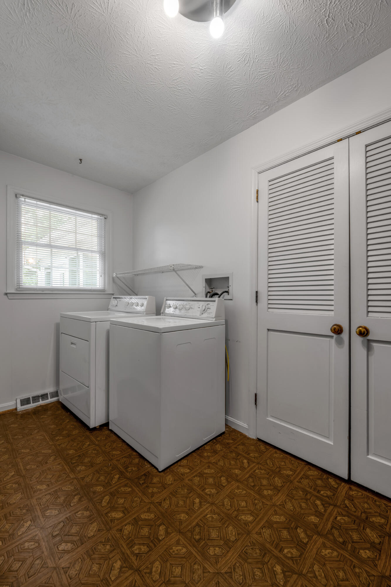 2153 Island Drive Property Photo 29