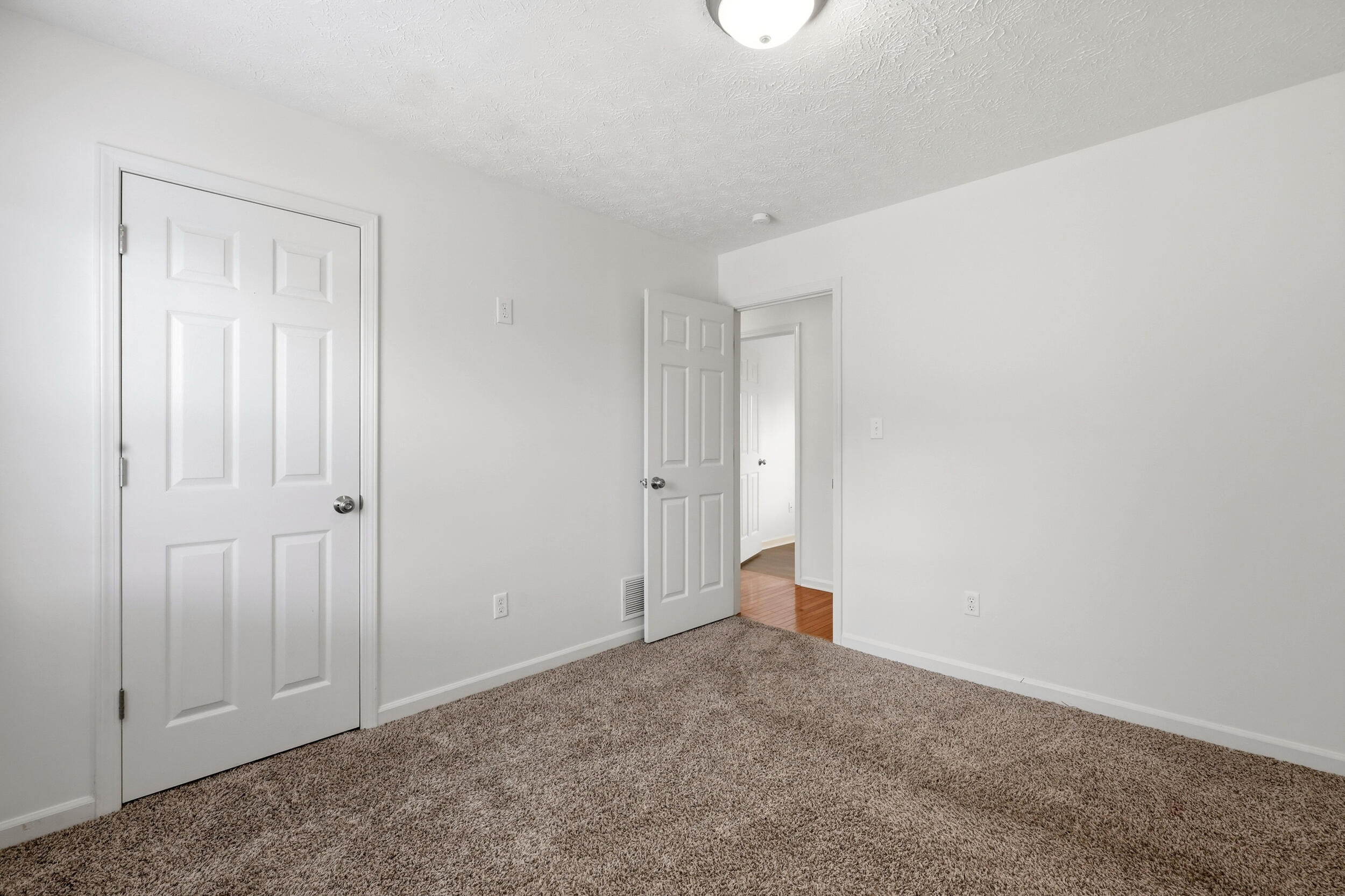 421 Meadow Drive Property Photo 23