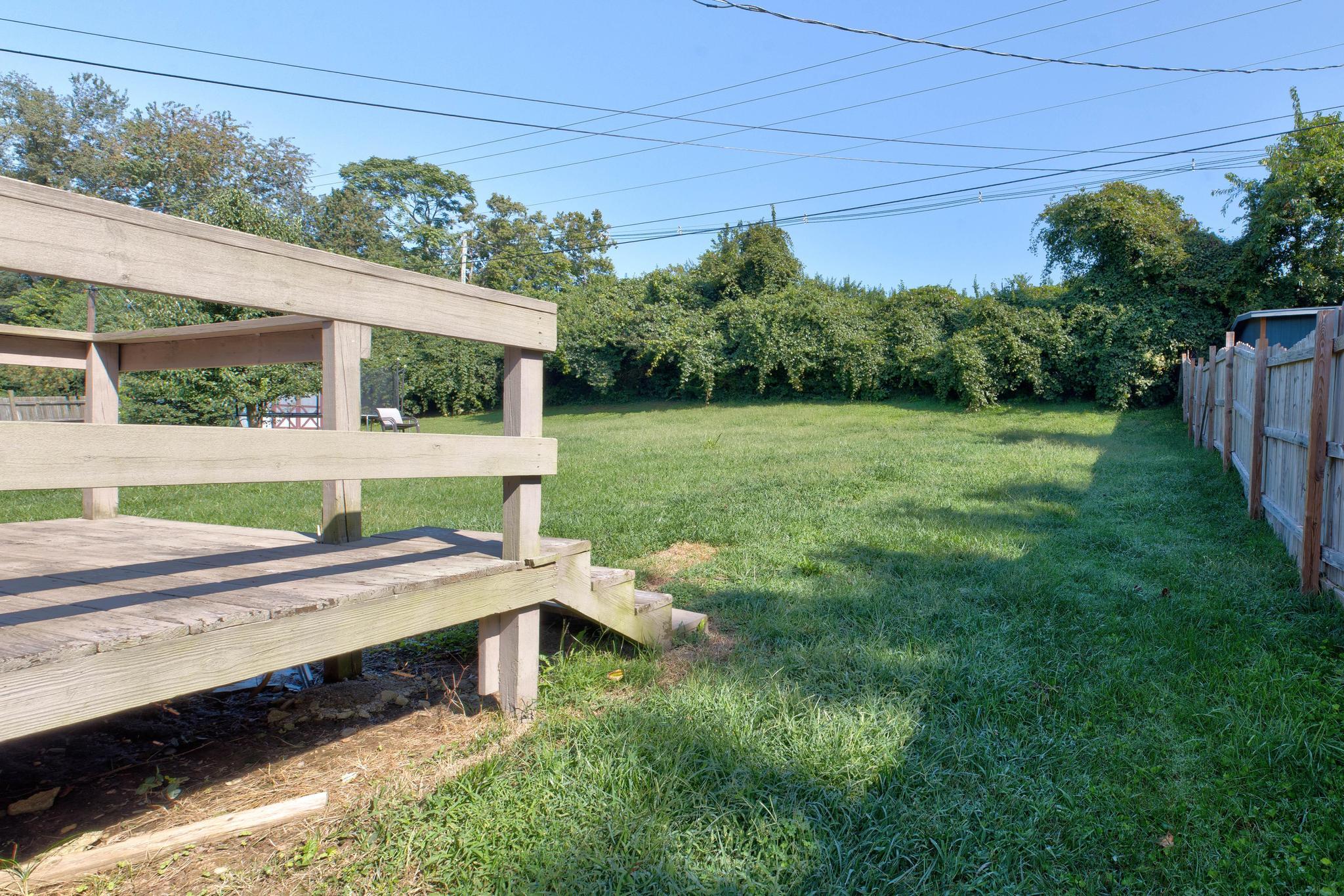 904 Shoemoore Drive Property Photo 18