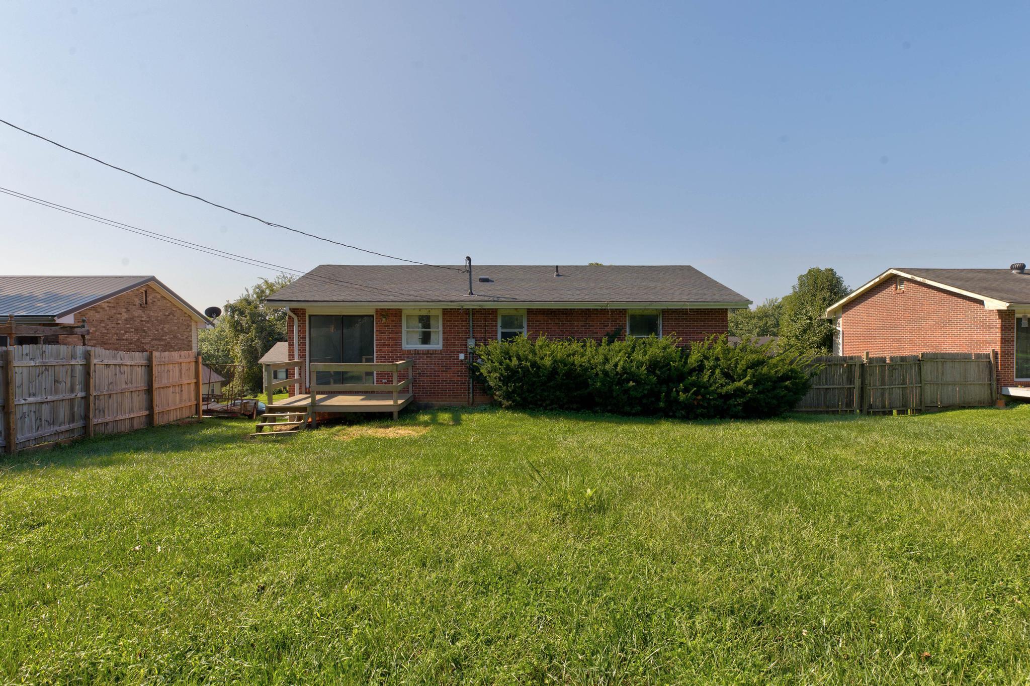 904 Shoemoore Drive Property Photo 20