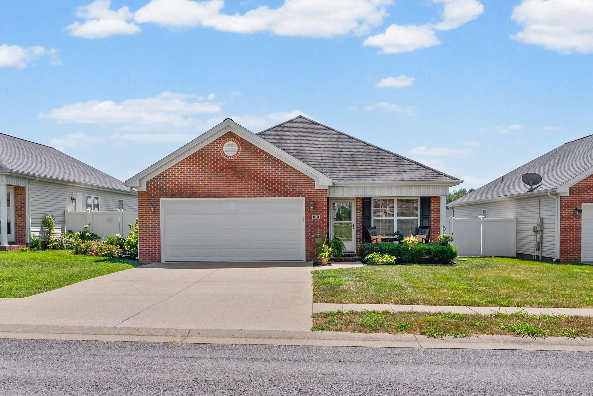 303 N Abbey Way Property Photo 7