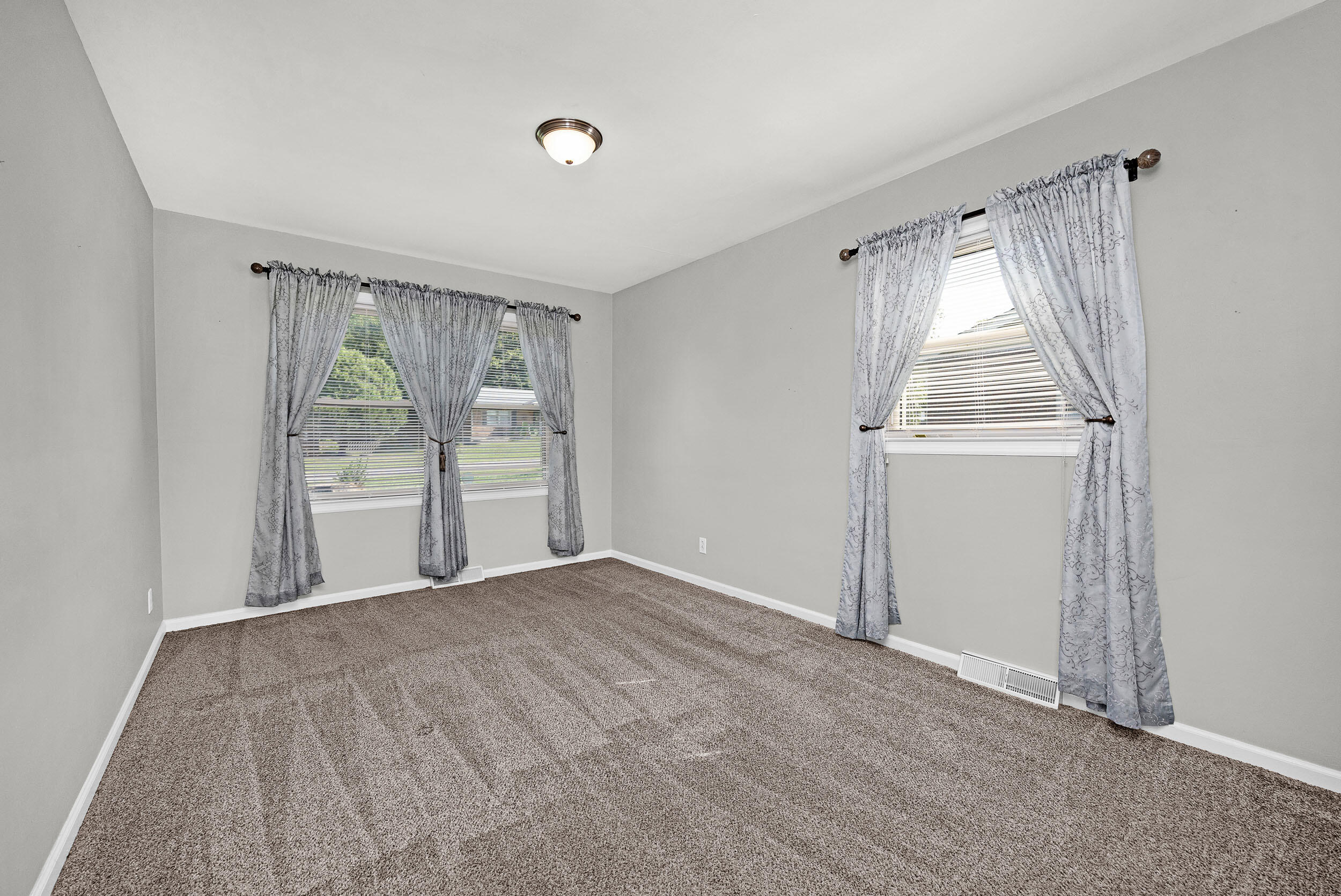 430 Carrigan Drive Property Photo 25