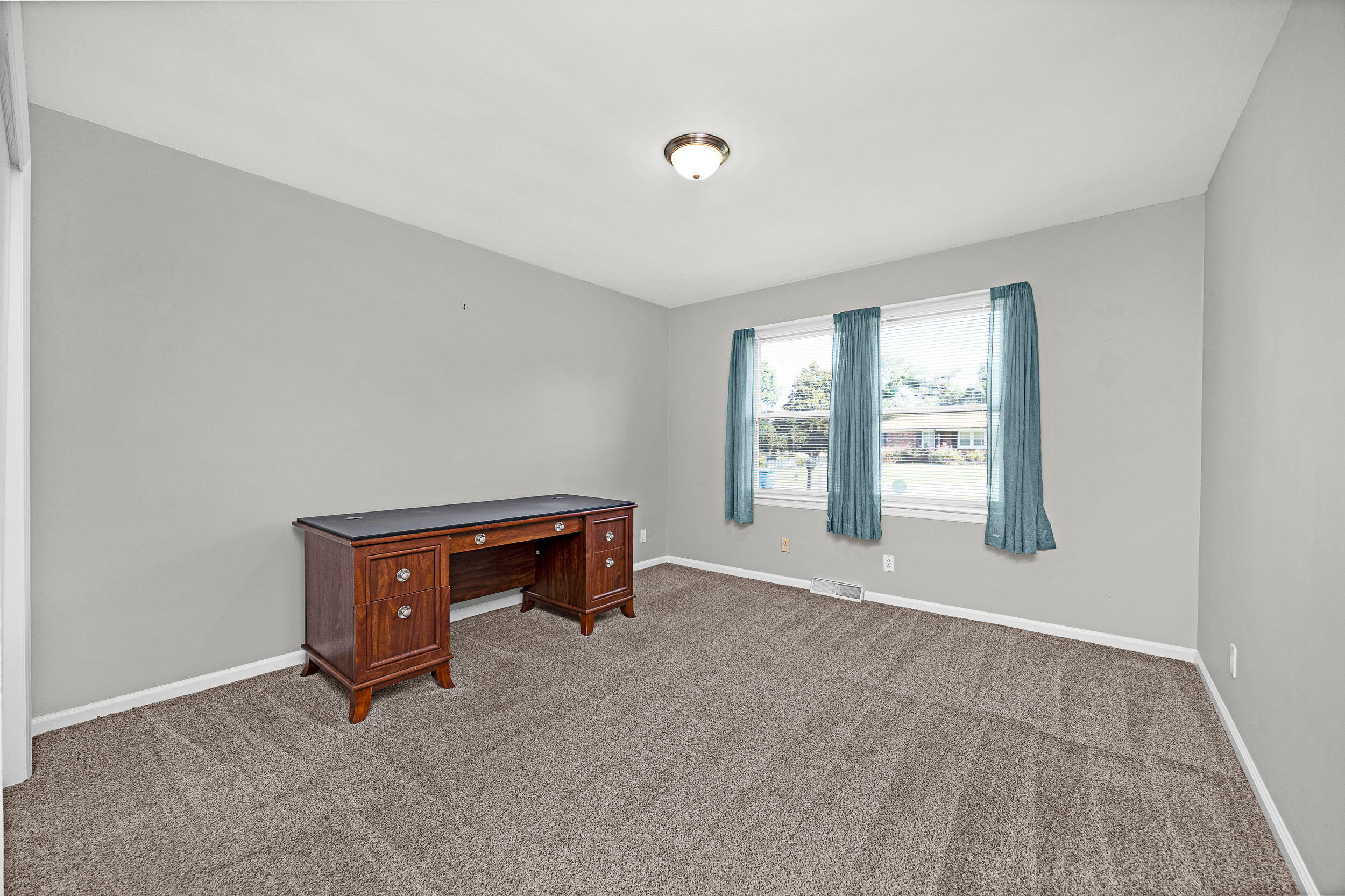 430 Carrigan Drive Property Photo 27