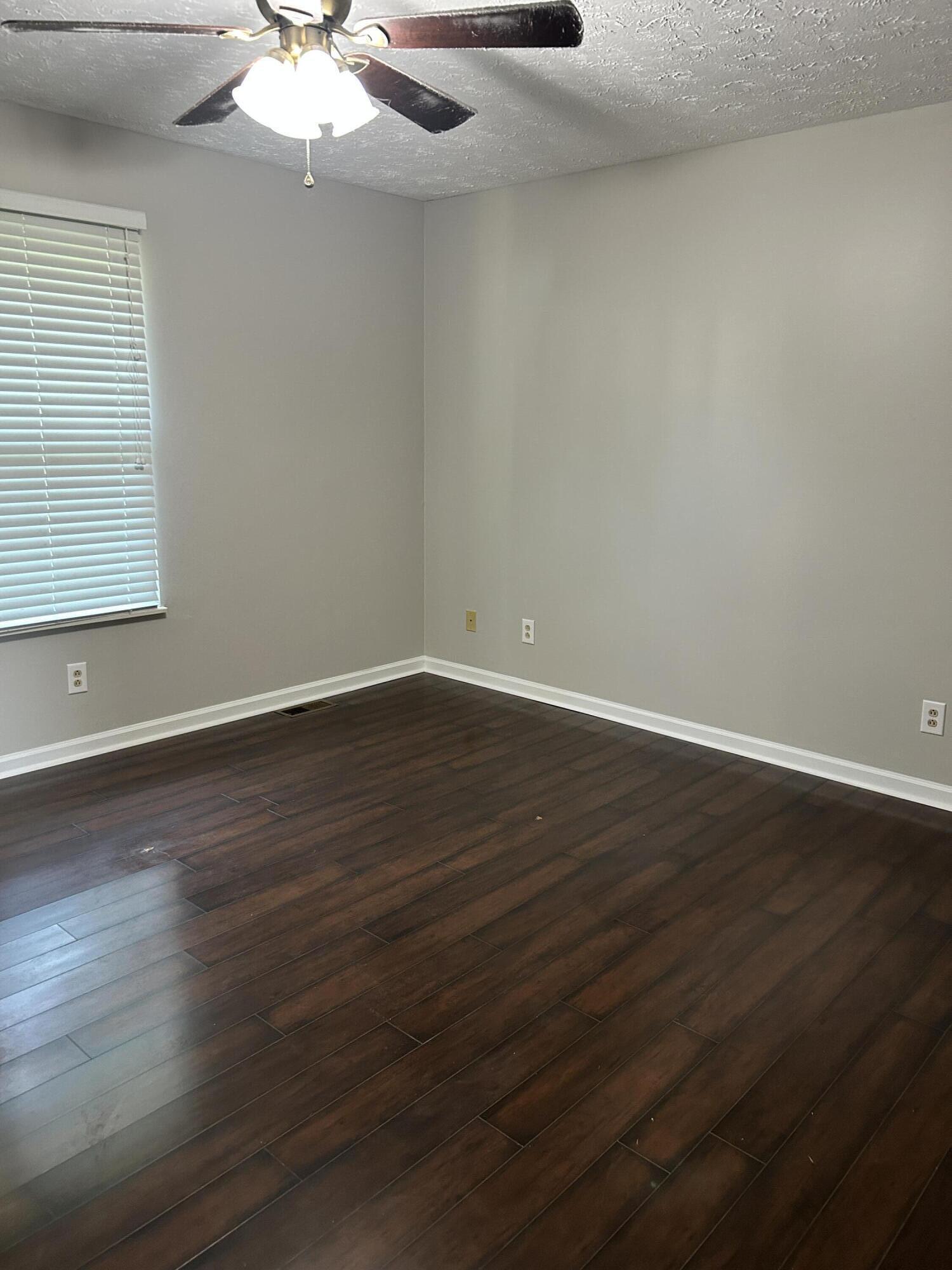 112 Jeremy Drive Property Photo 9