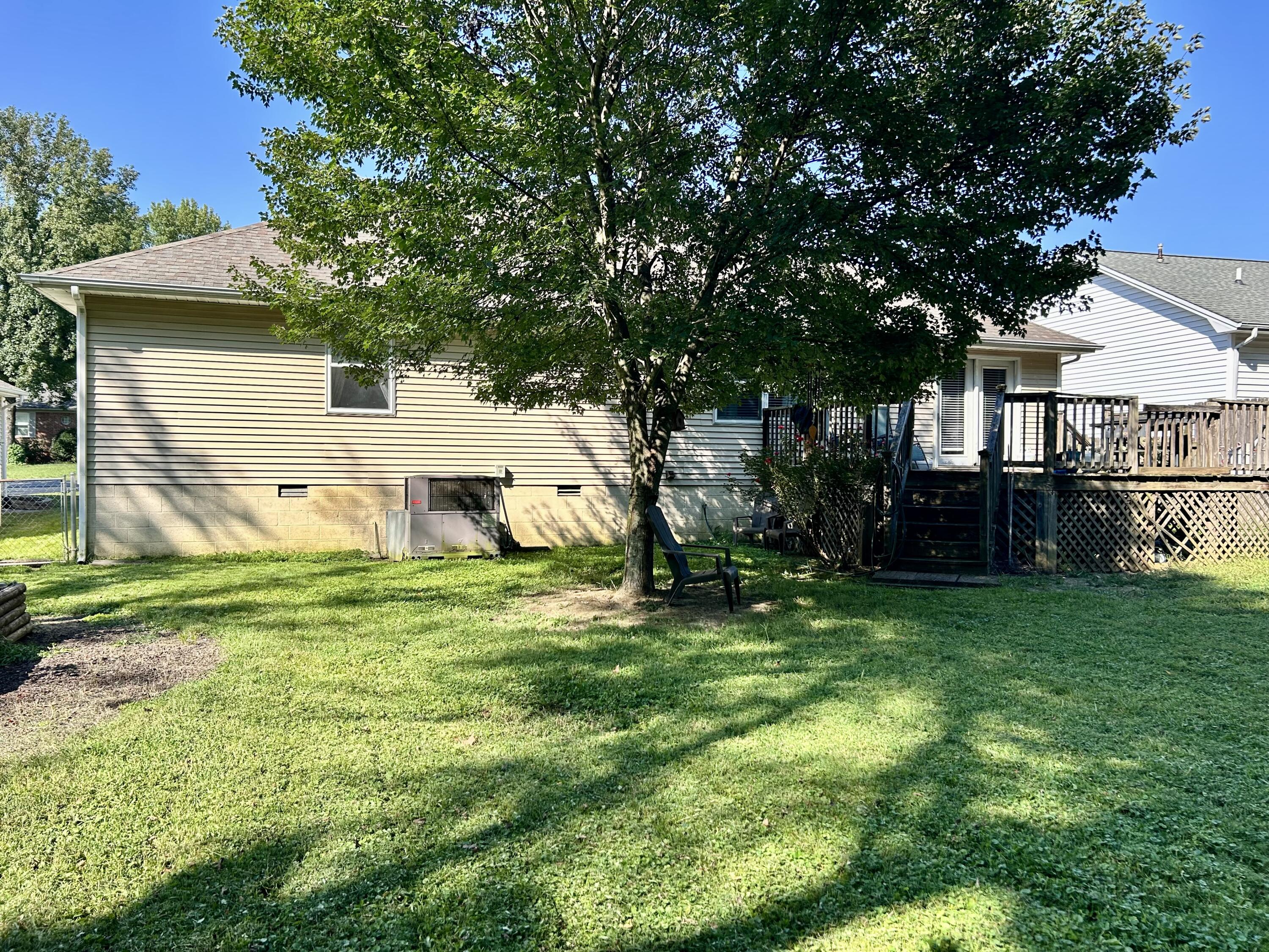 255 Hillington Drive Property Photo 17