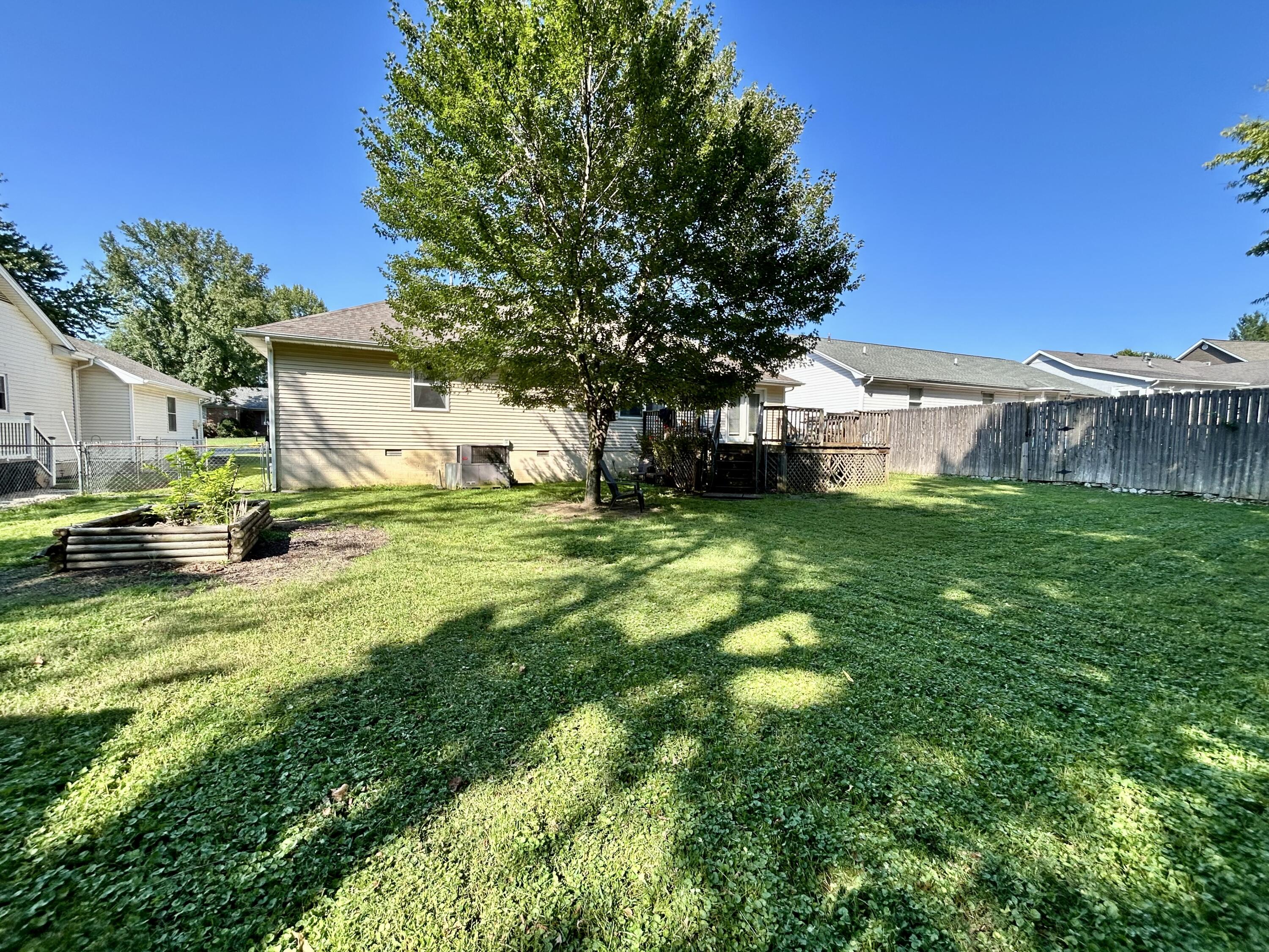 255 Hillington Drive Property Photo 18