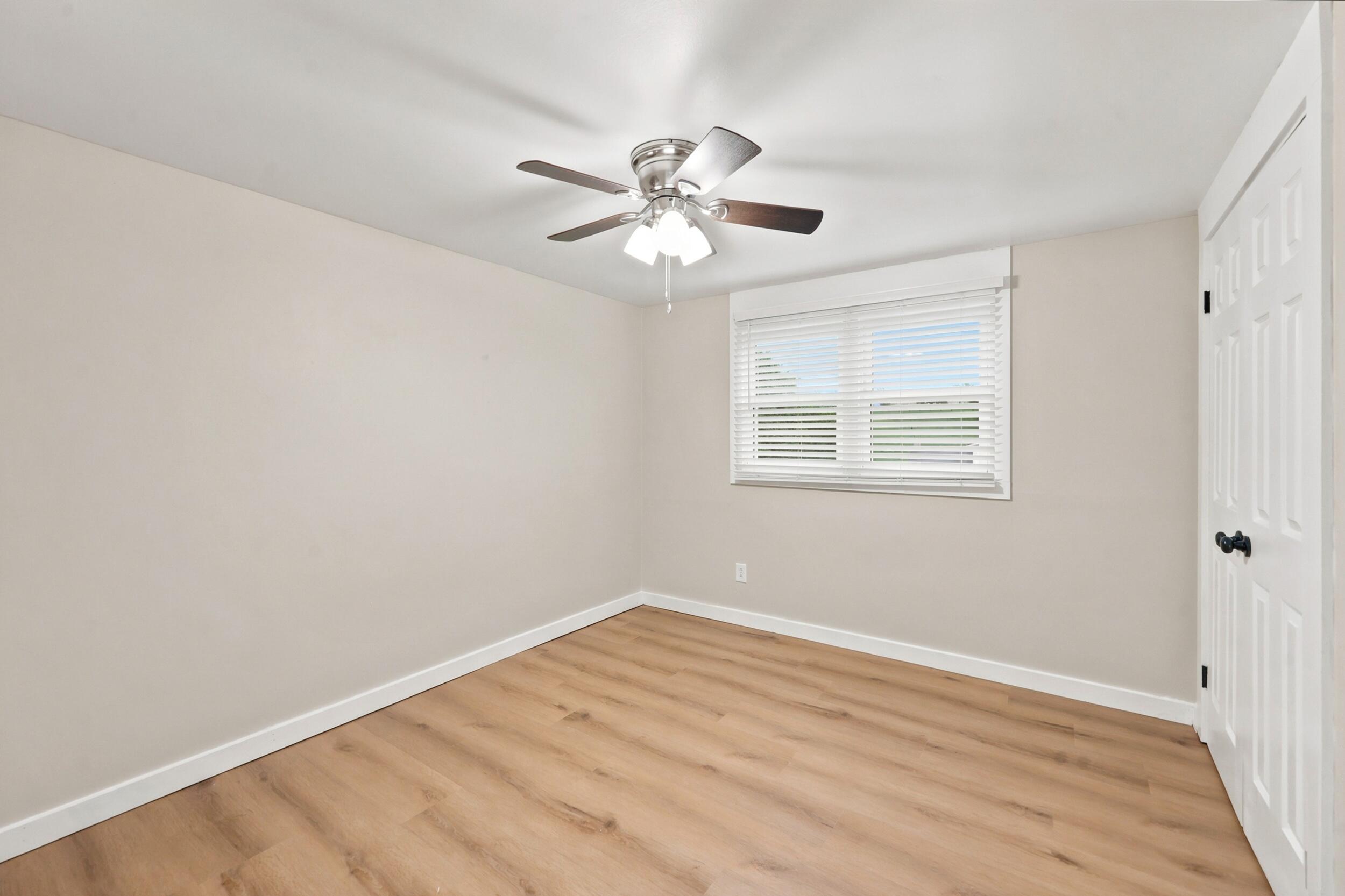 198 Hilltop Drive Property Photo 10
