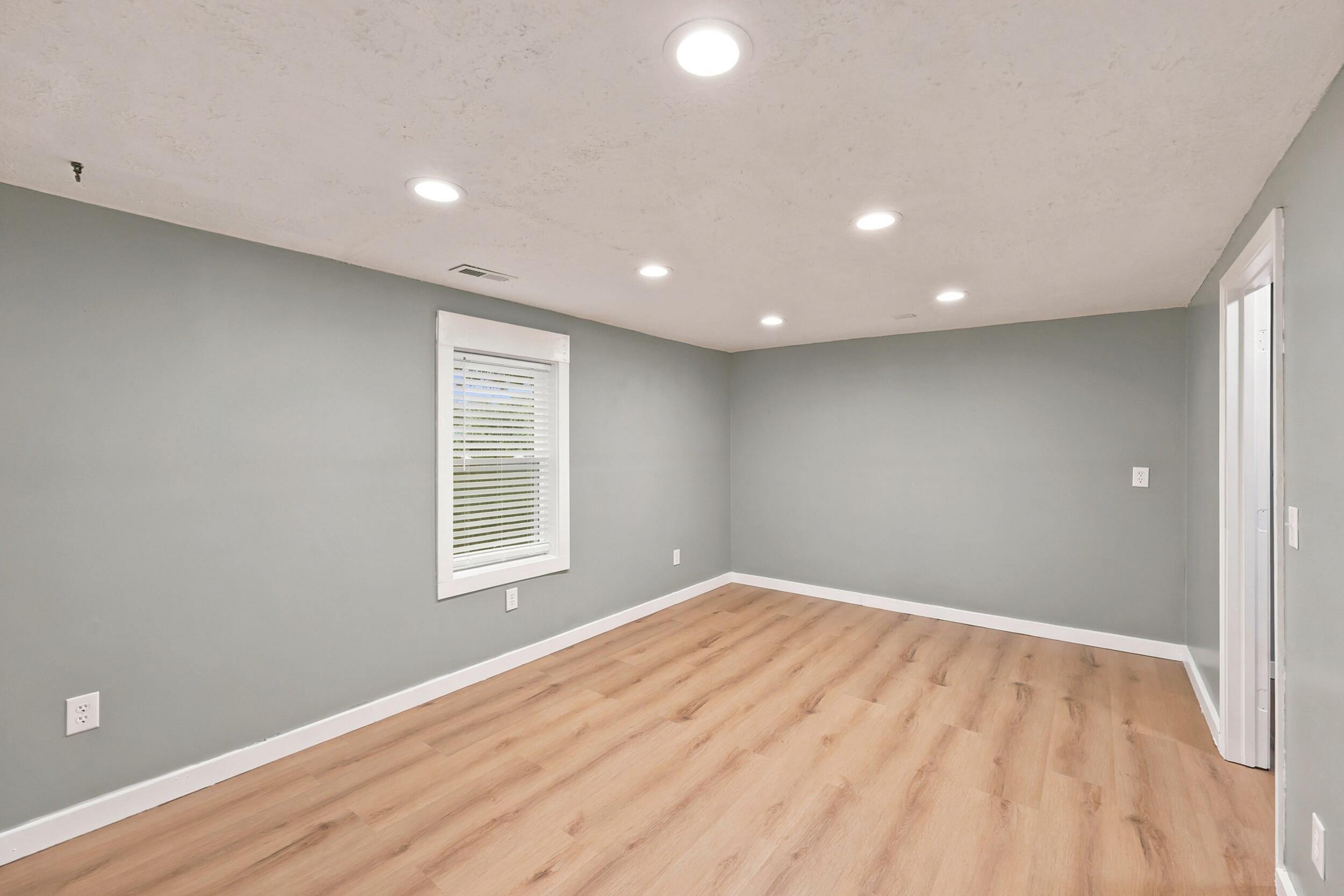 198 Hilltop Drive Property Photo 20
