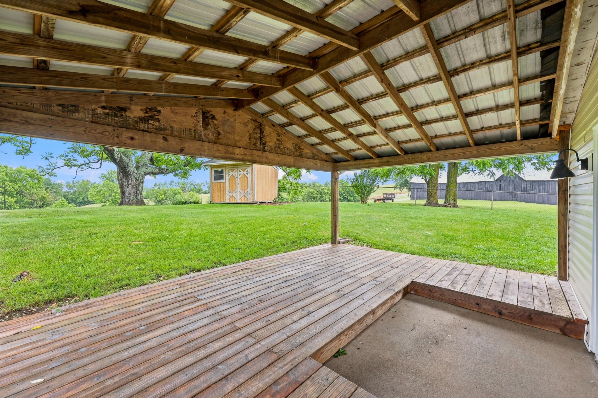 198 Hilltop Drive Property Photo 22