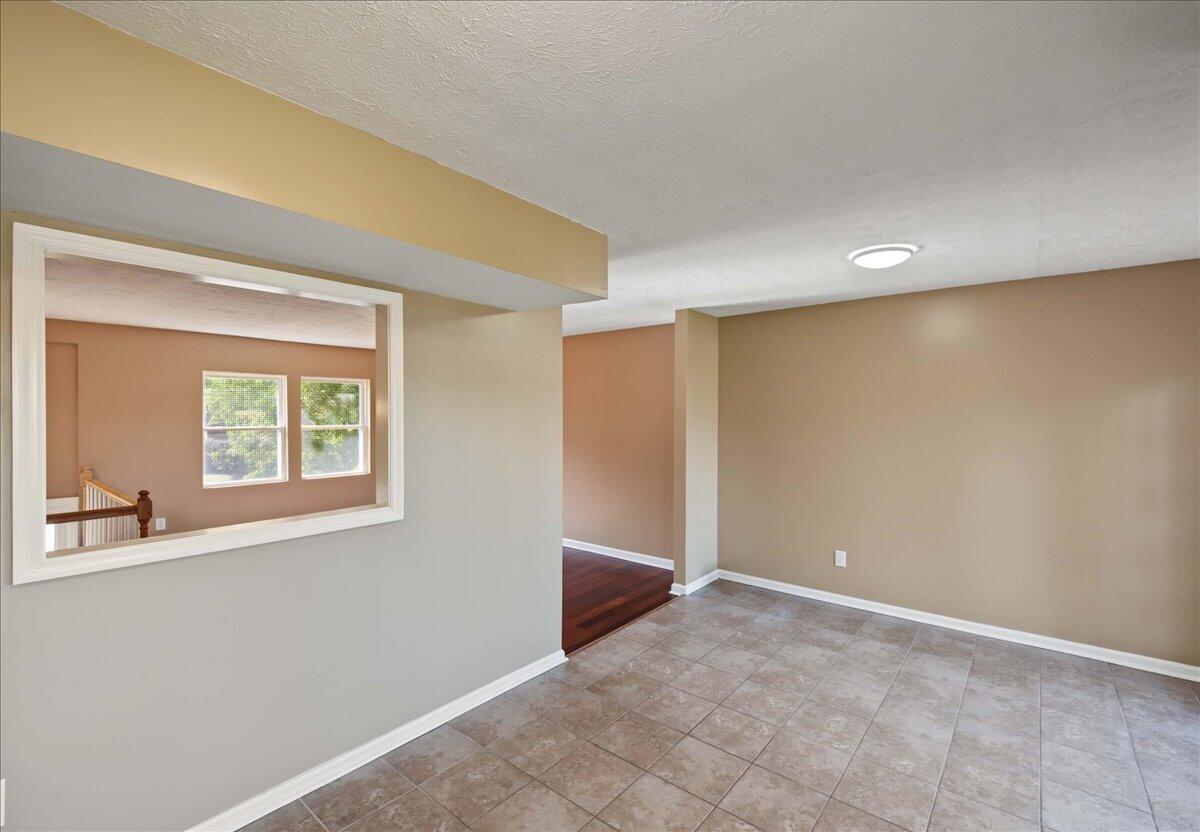 3328 Downing Place Property Photo 15