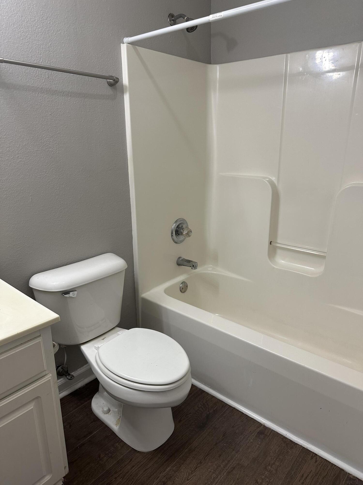 212 White Oak Trace Property Photo 8