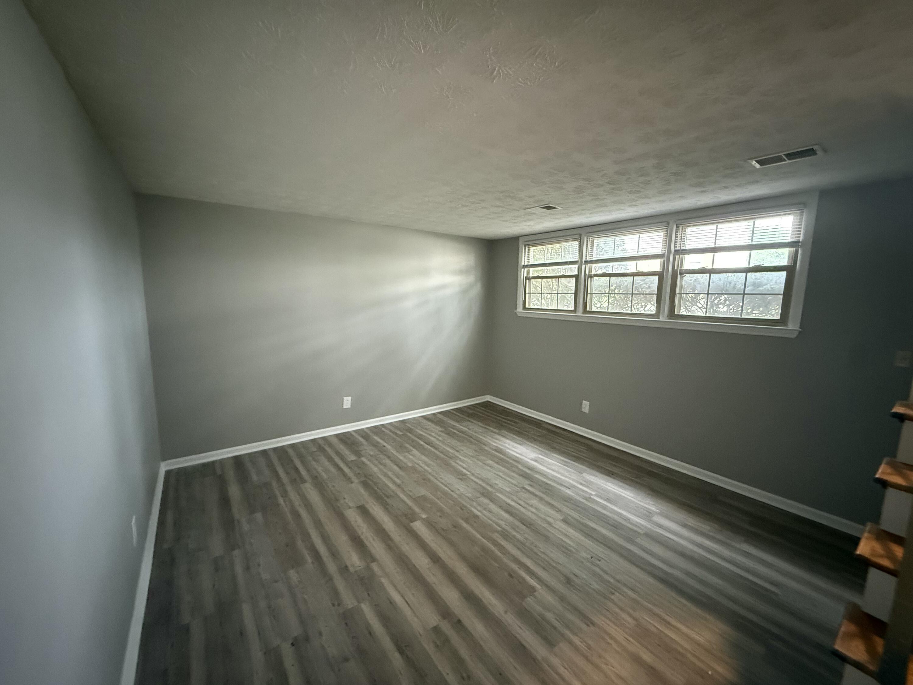 3411 Sutherland Drive A Property Photo 4