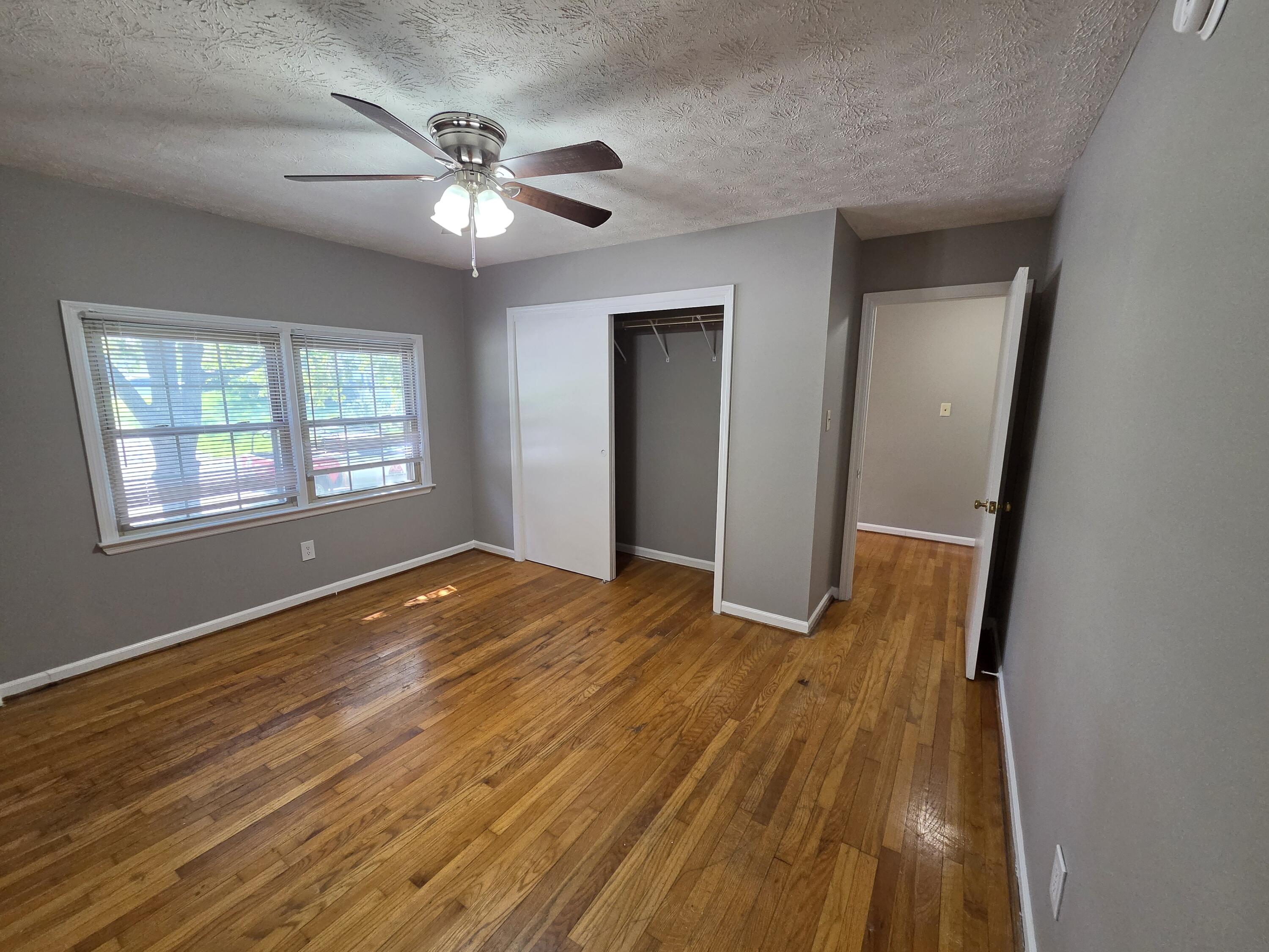 3411 Sutherland Drive A Property Photo 6